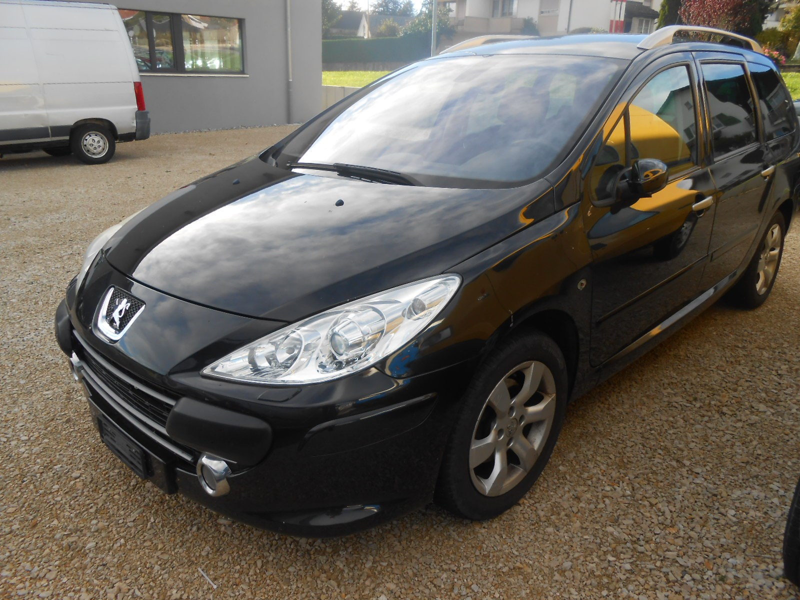 PEUGEOT 307 SW 2.0 16V Premium