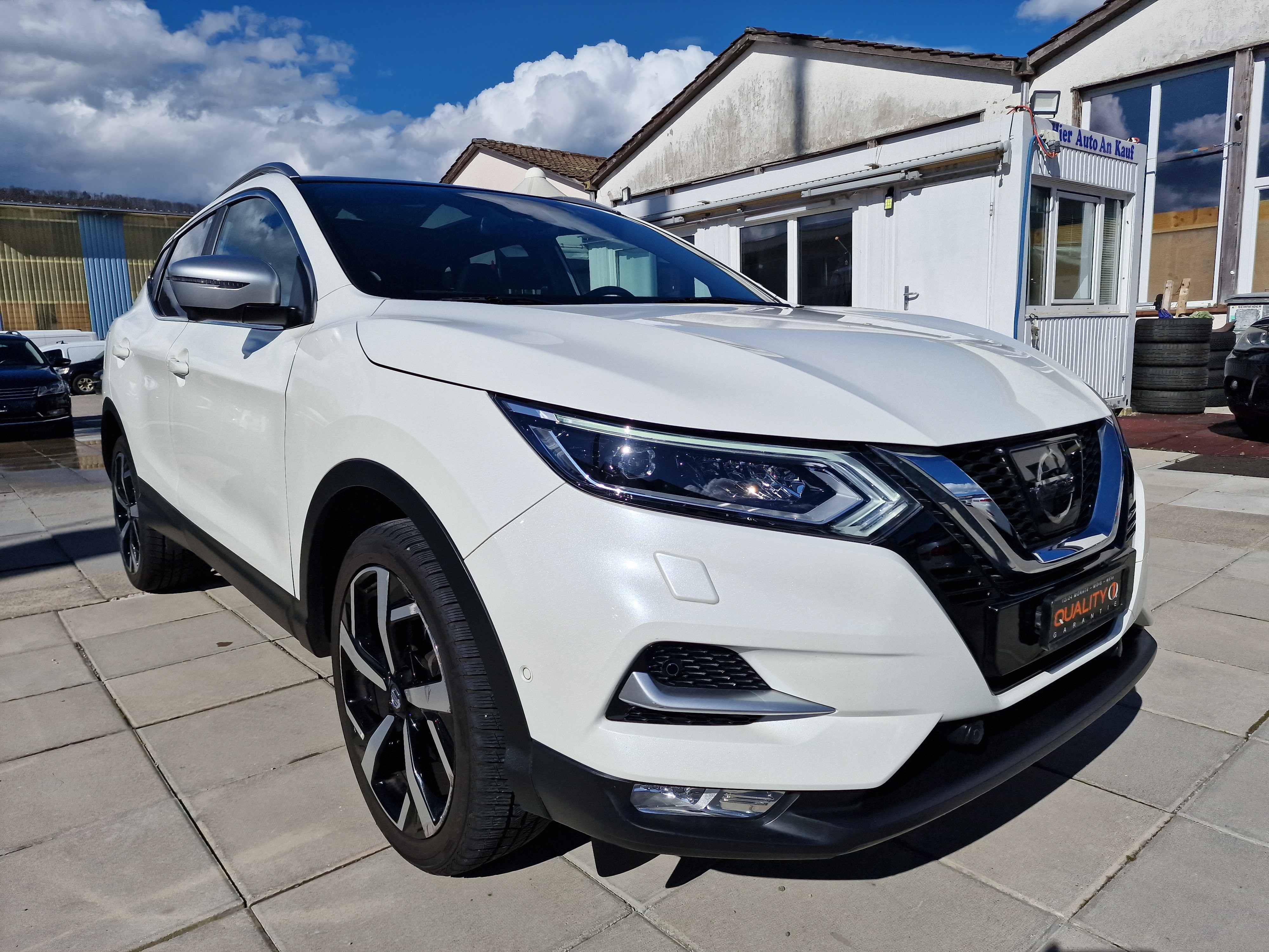 NISSAN Qashqai 1.2 DIG-T tekna+ Xtronic CVT