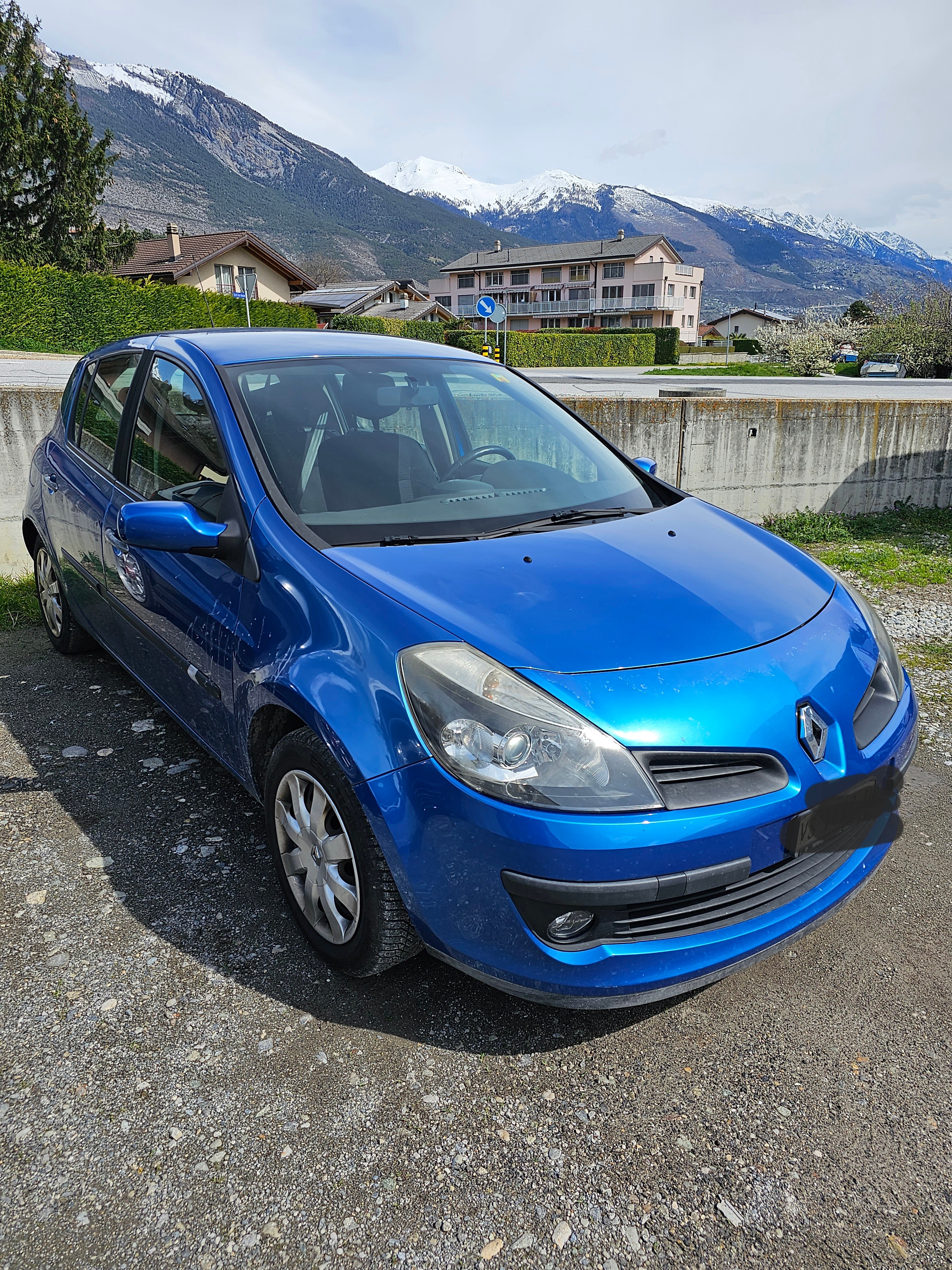 RENAULT Clio 1.6 16V Privilège