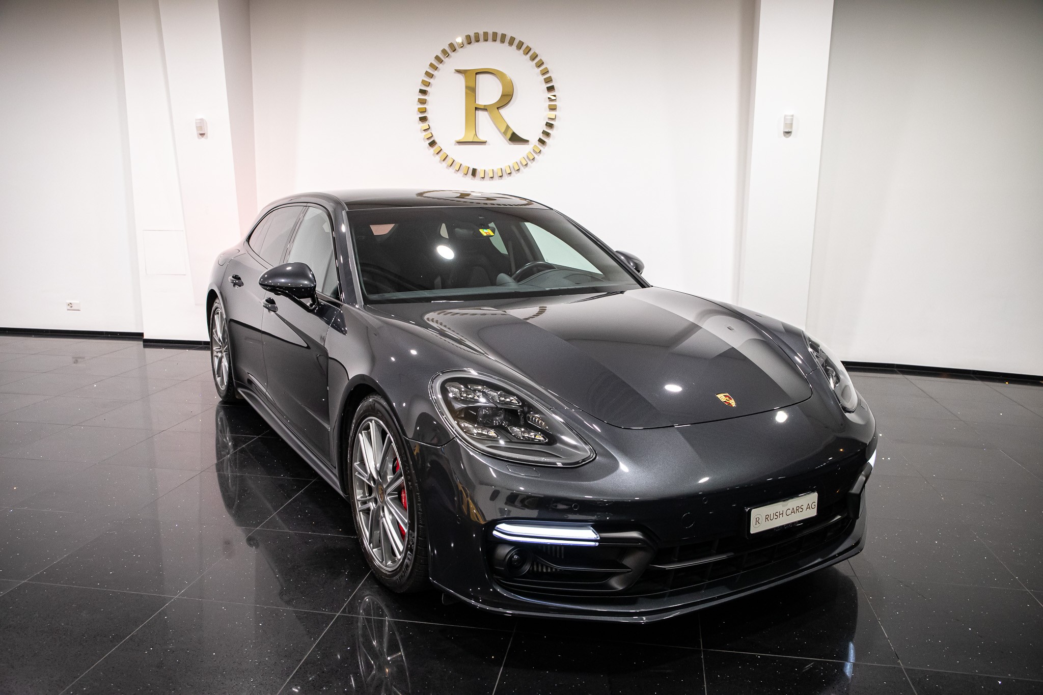 PORSCHE Panamera GTS Sport Turismo PDK