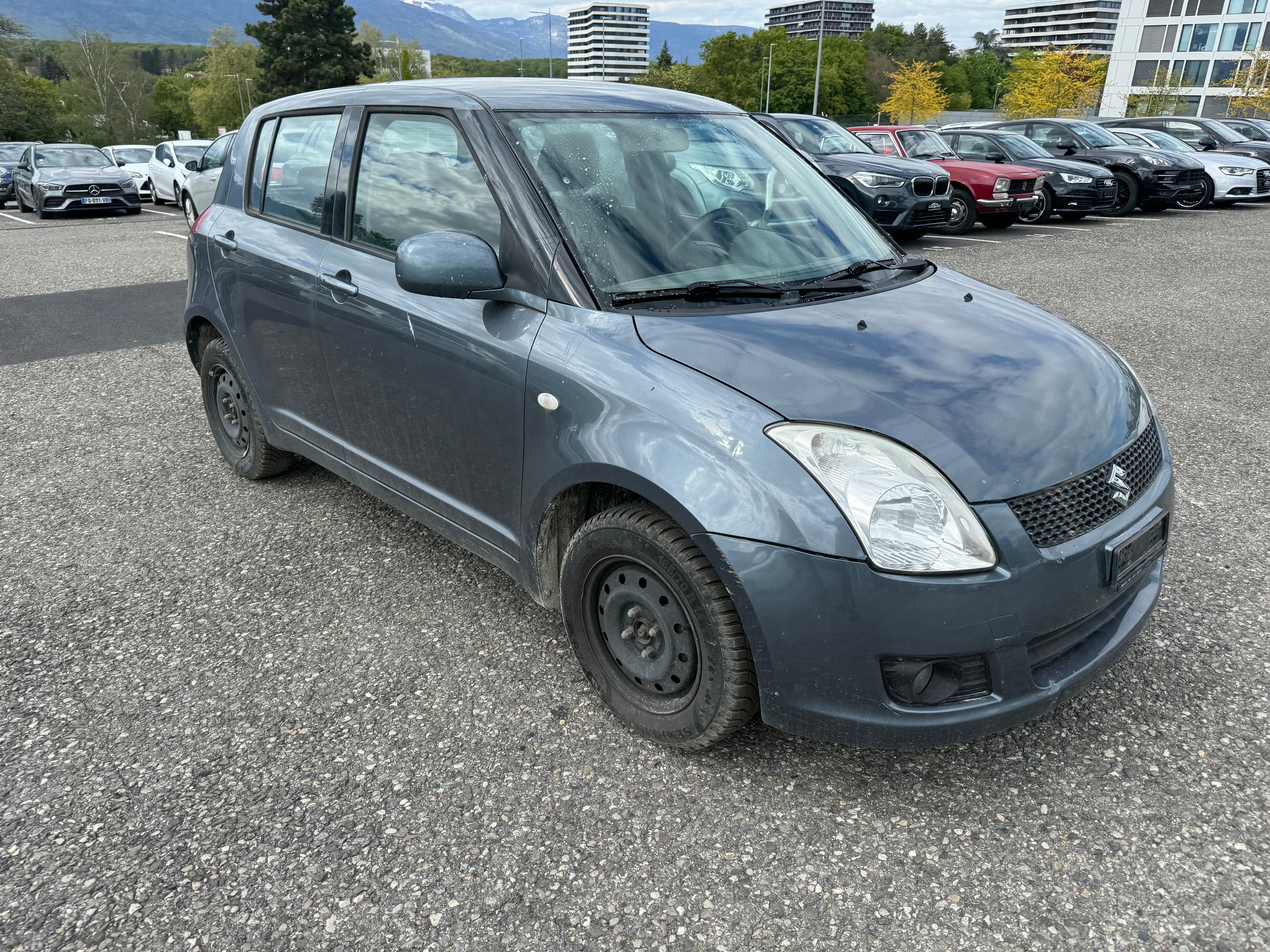 SUZUKI Swift 1.3i 16V GL Top 4x4