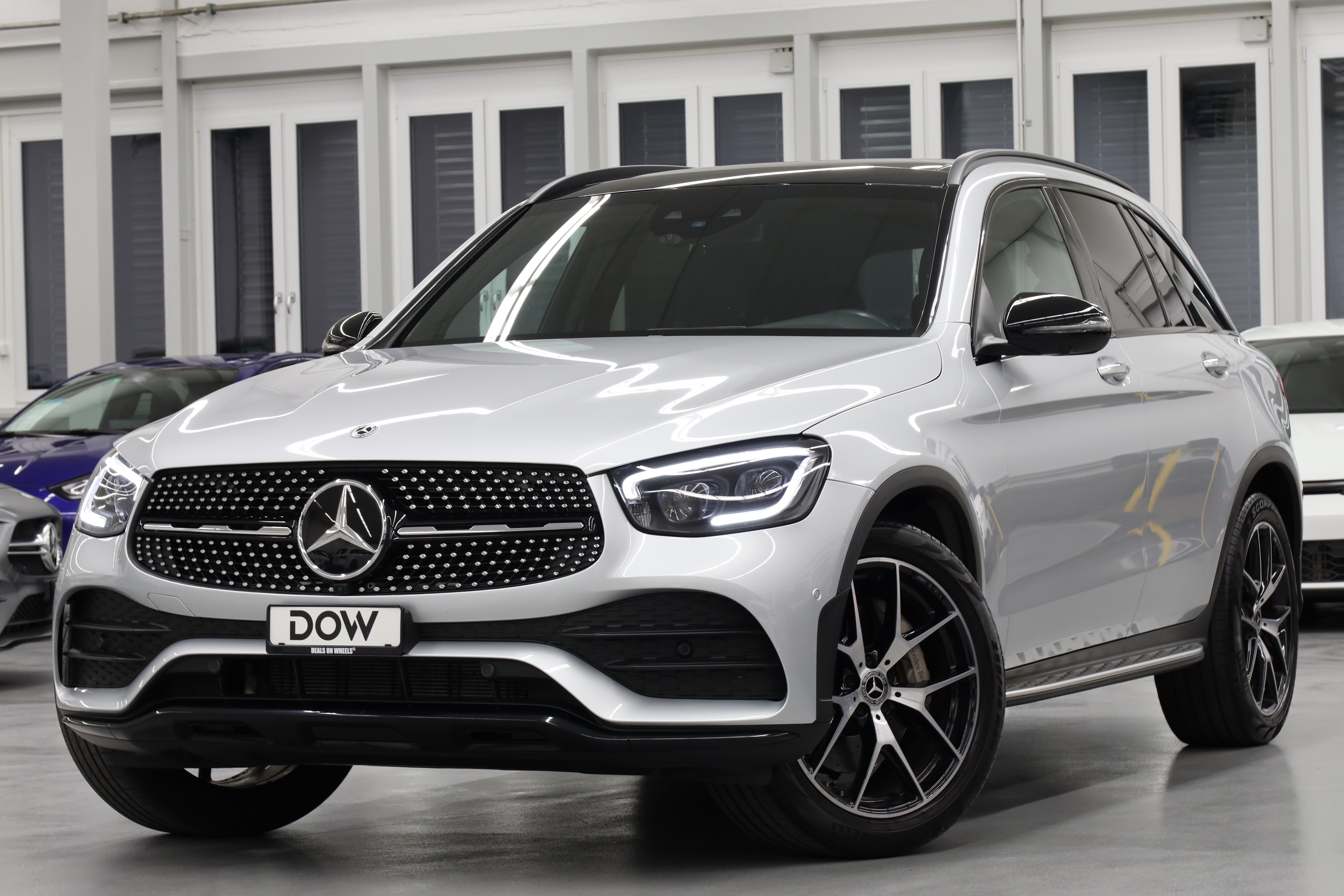 MERCEDES-BENZ GLC 300 AMG Line 4Matic 9G-Tronic