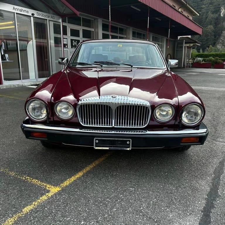 JAGUAR XJ8 4.2 V8 Executive