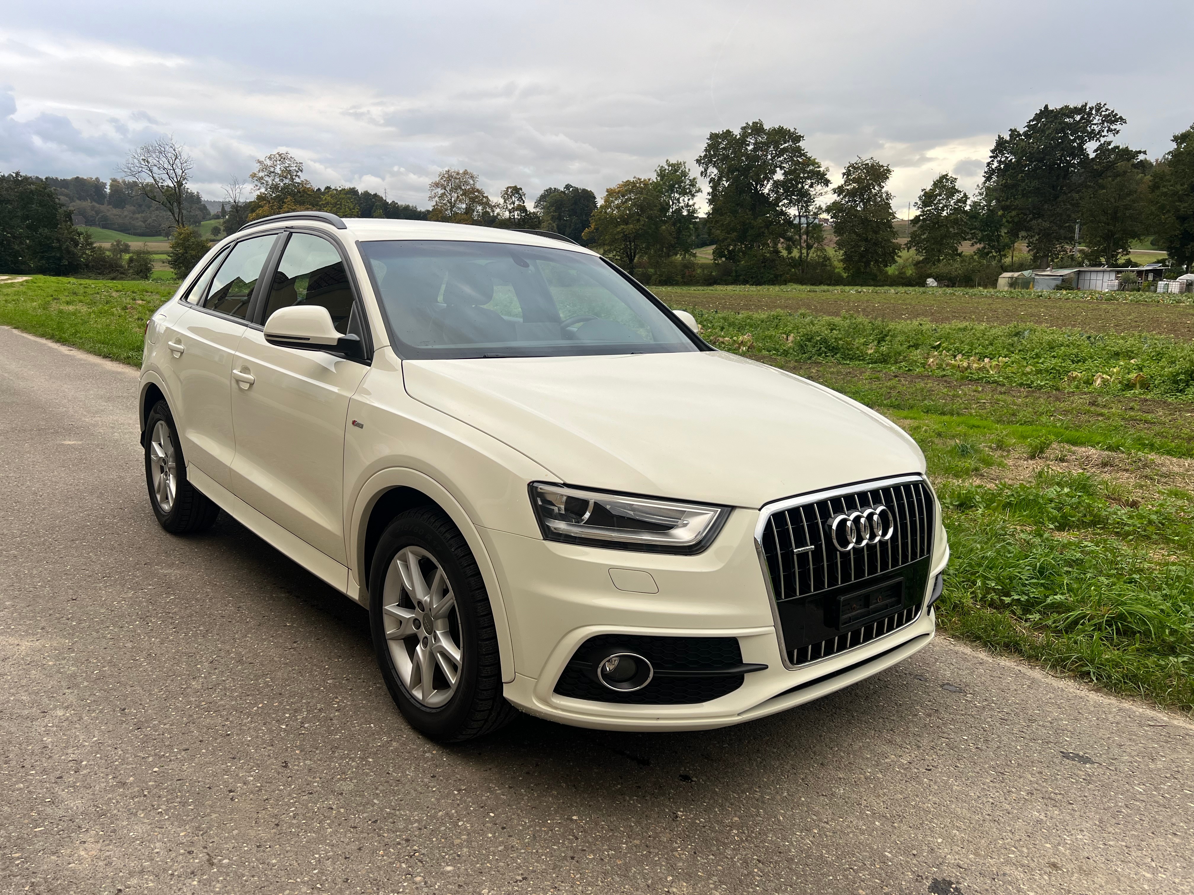 AUDI Q3 2.0 TDI quattro S-tronic