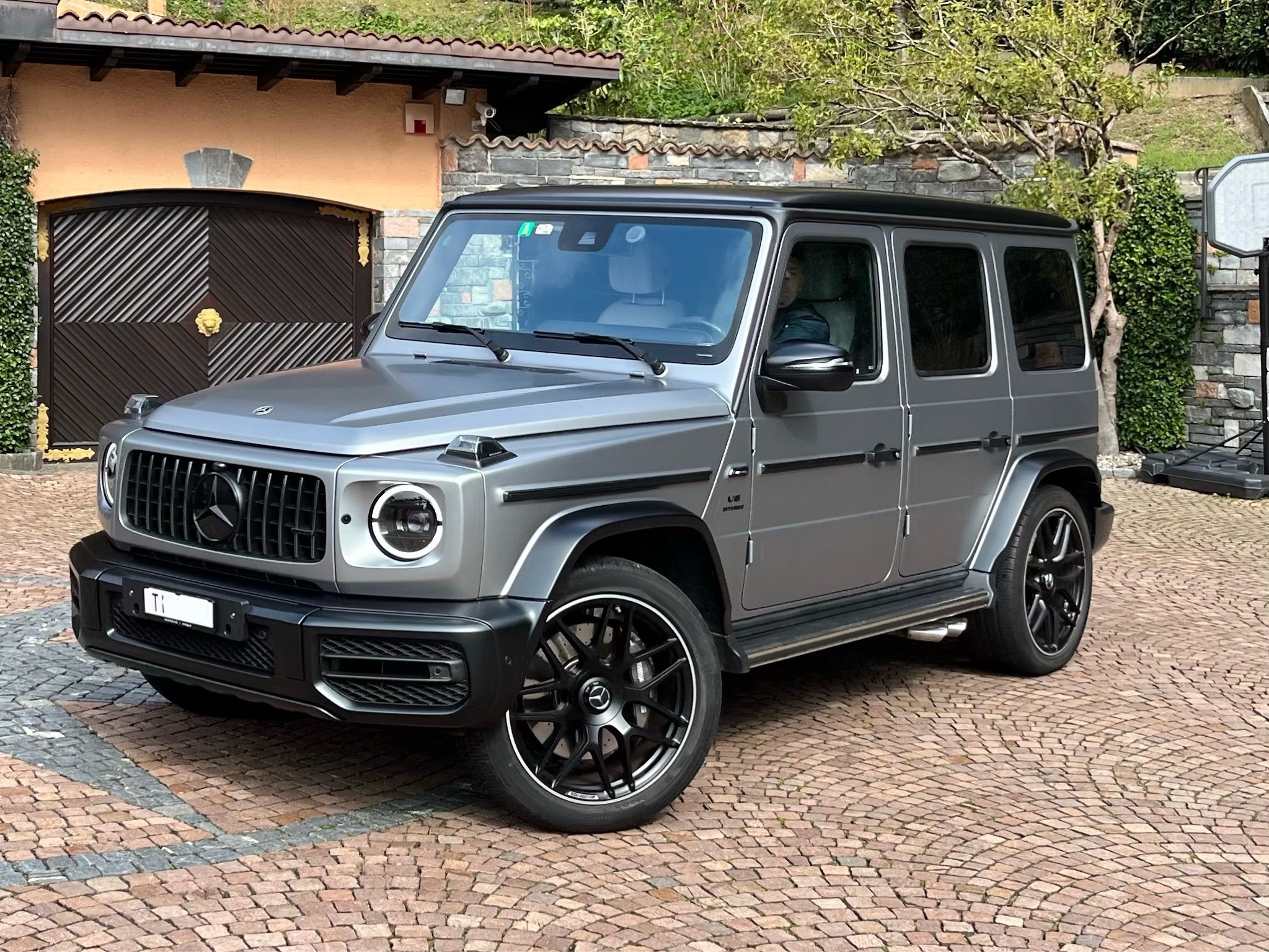 MERCEDES-BENZ G 63 AMG 4x4 Speedshift Plus G-Tronic