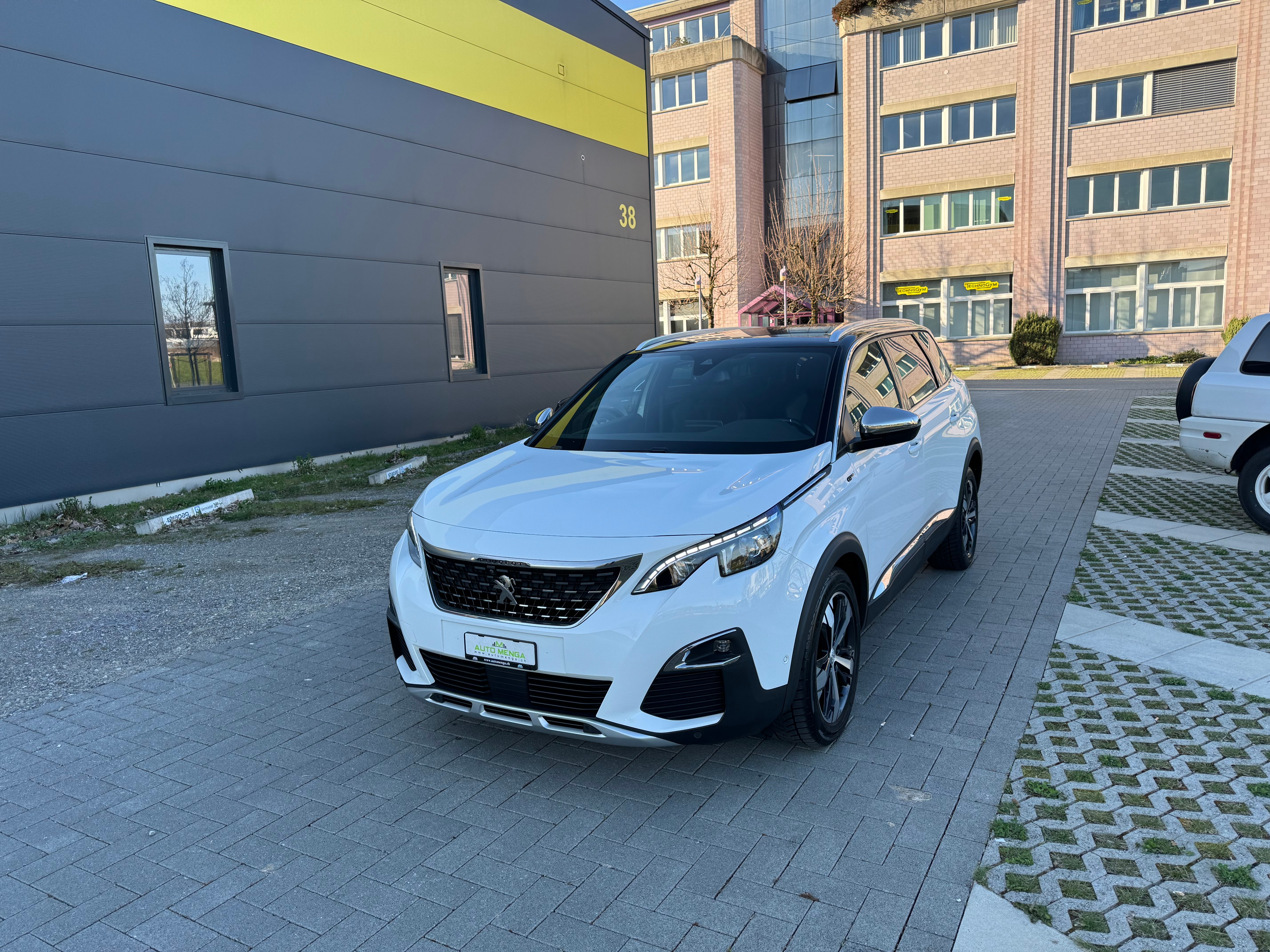 PEUGEOT 5008 2.0 BlueHDi GT EAT