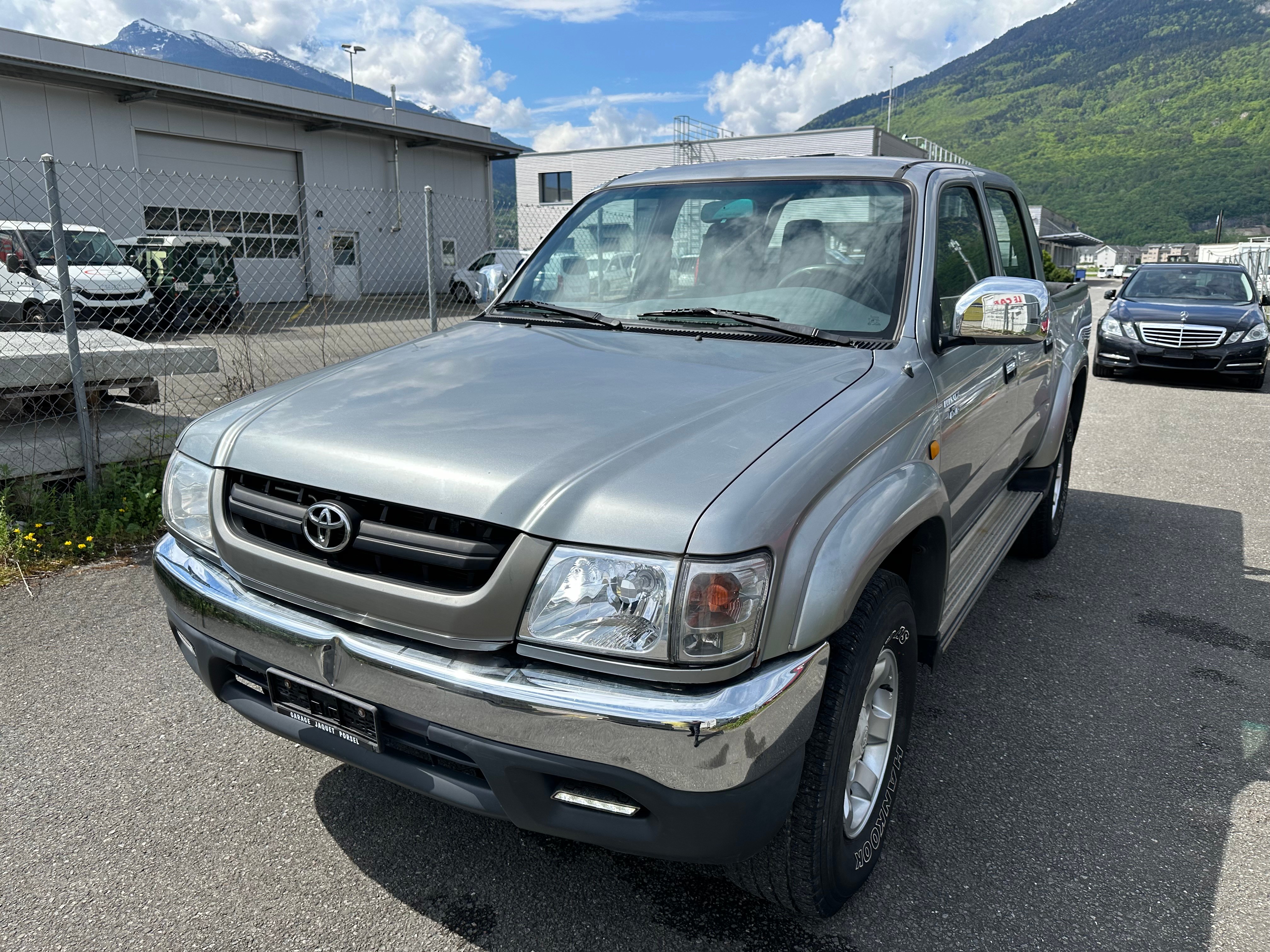 TOYOTA Hilux 4x4 2.5 D-4D