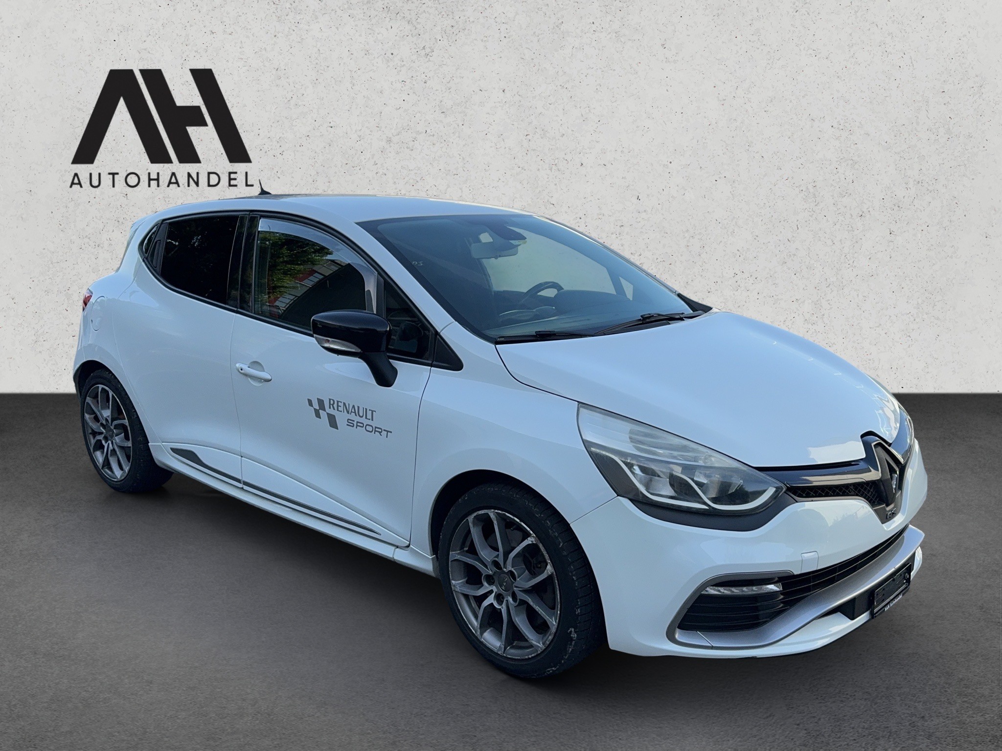 RENAULT Clio 1.6 T RS 200 EDC