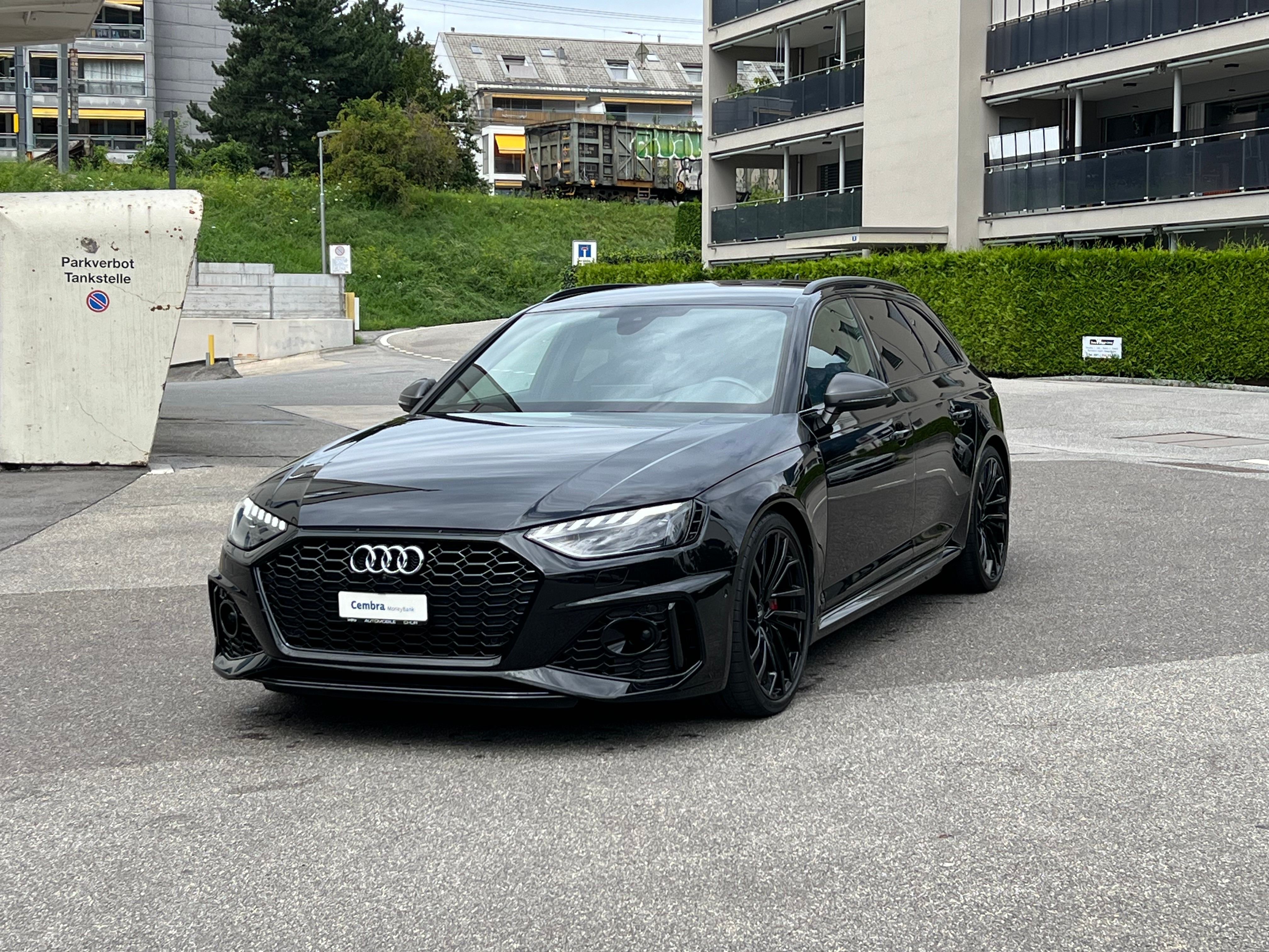 AUDI RS4 Avant quattro tiptronic