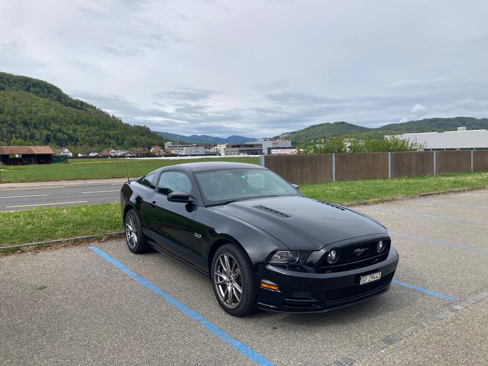 FORD MUSTANG GT 5.0 Track Pack