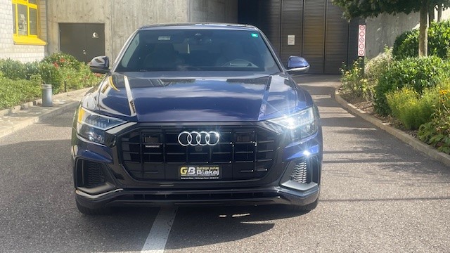 AUDI Q8 55 TFSI quattro tiptronic