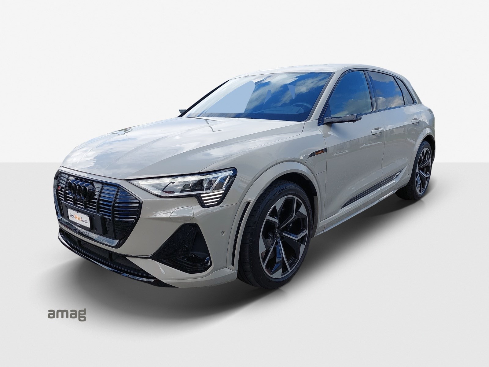 AUDI e-tron S quattro