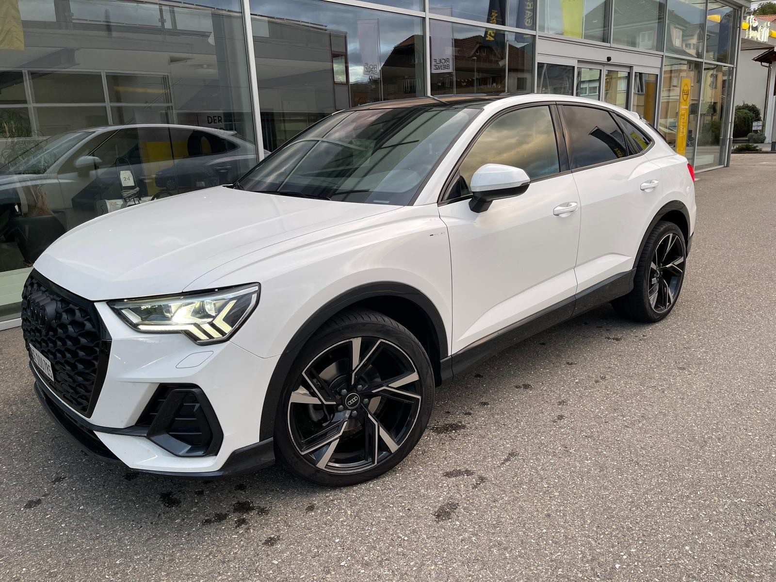 AUDI Q3 Sportback 35 TDI Attraction quattro