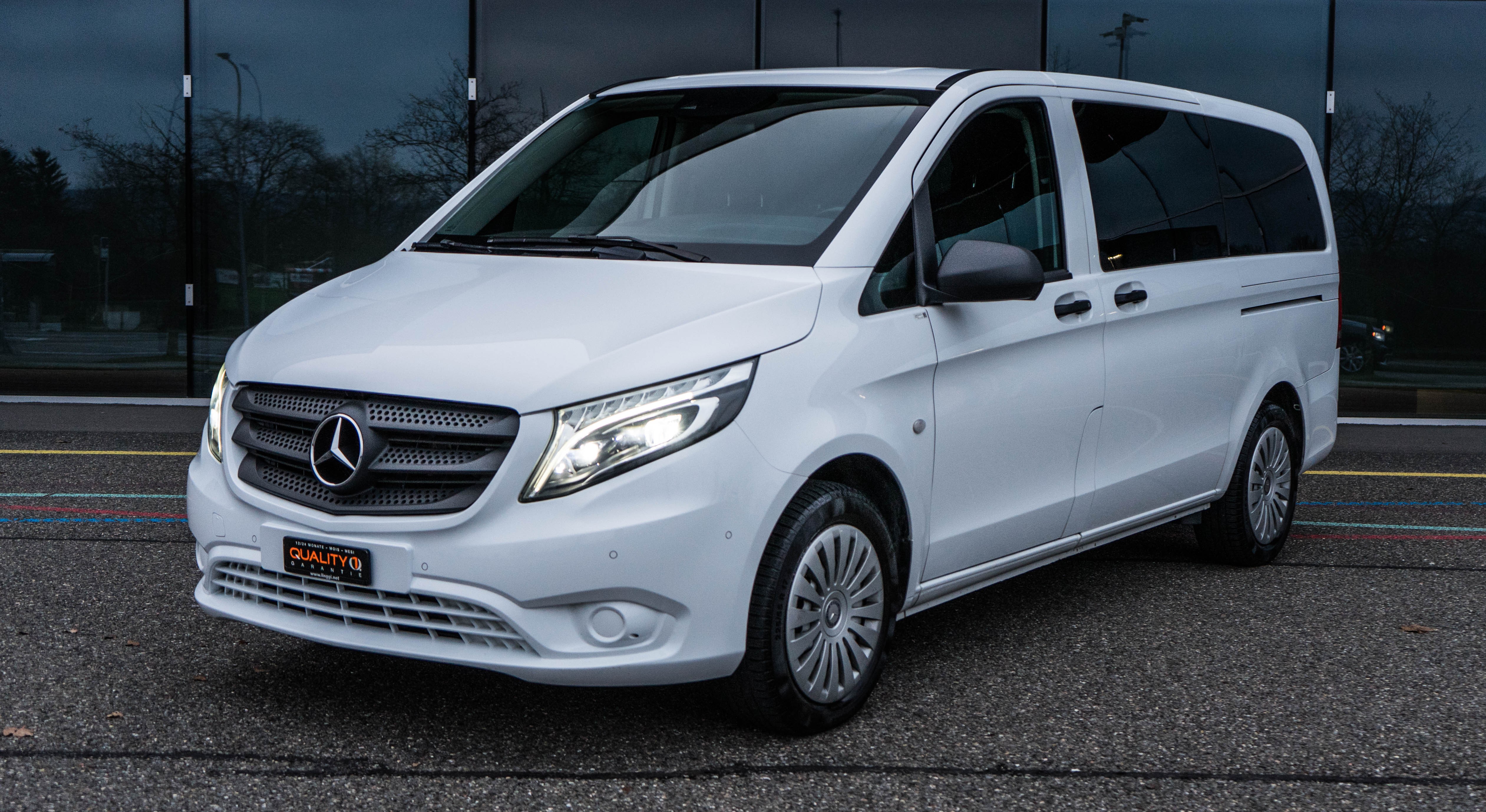 MERCEDES-BENZ Vito 119 BlueTEC Tourer Select L 4Matic 7G-Tronic