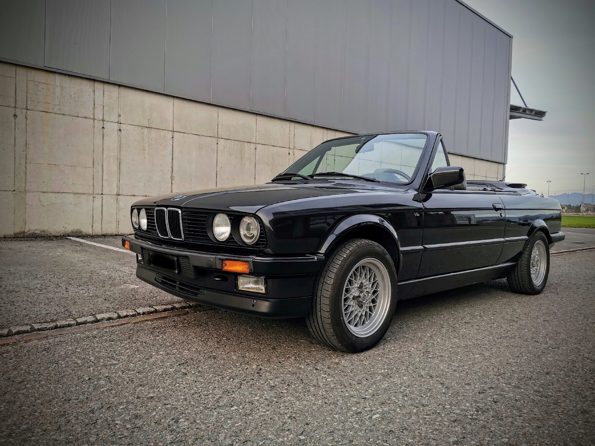 BMW 325i Cabrio