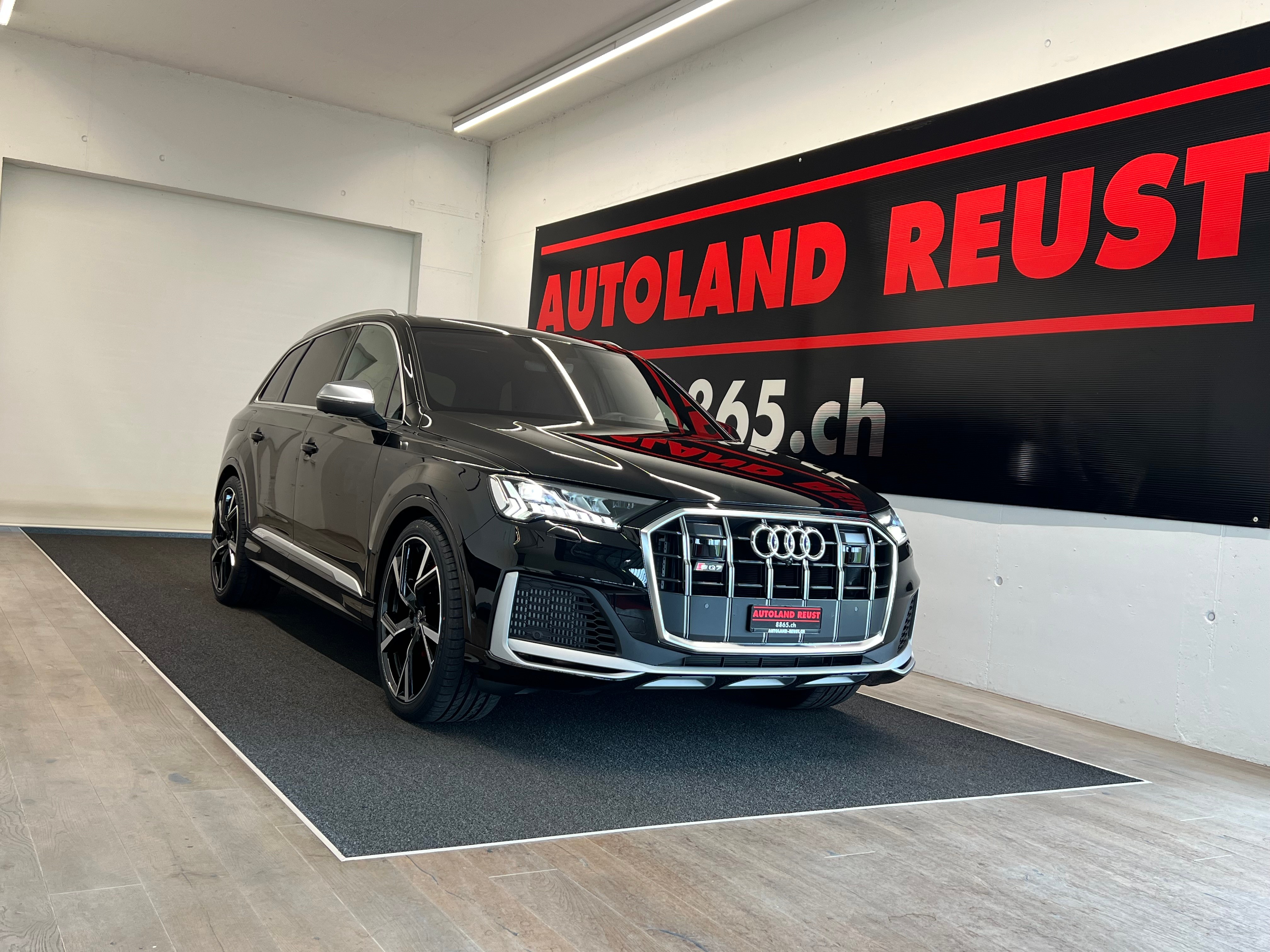 AUDI SQ7 TFSI quattro tiptronic