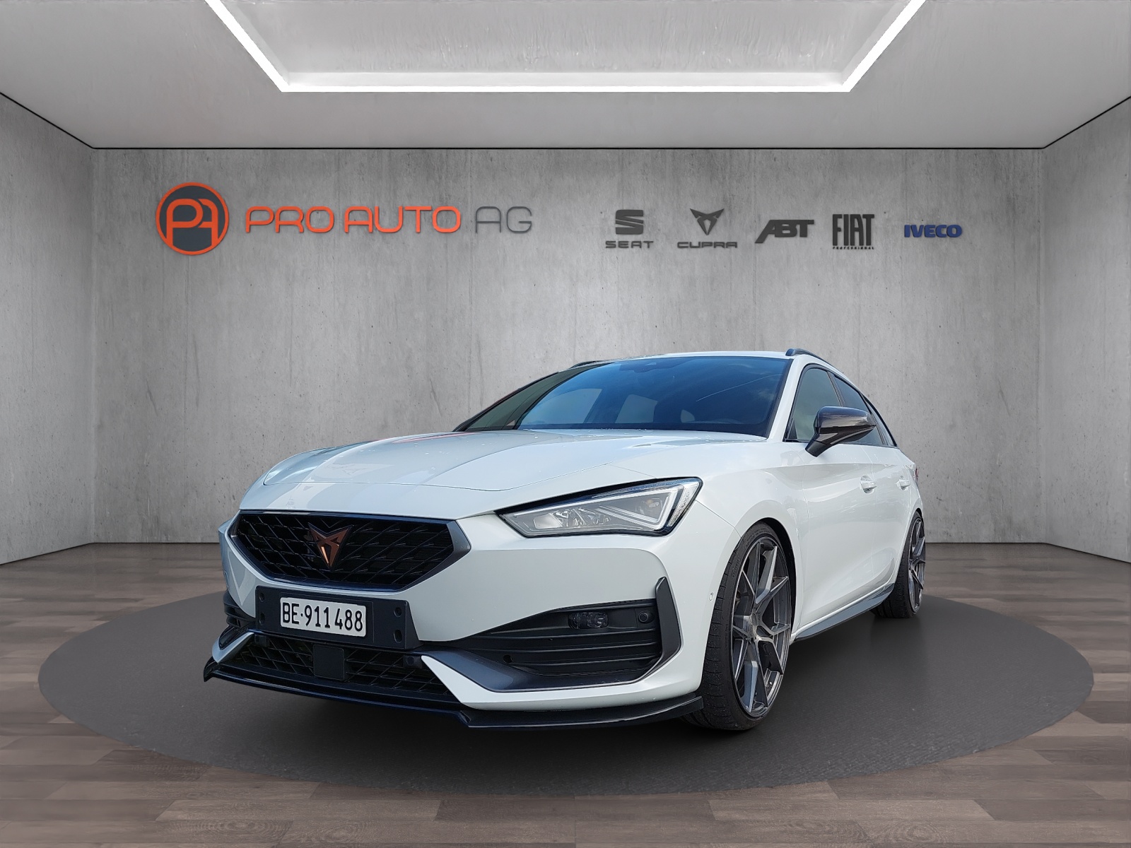 CUPRA LEON ST 2.0 TSI VZ CUP DSG 4Drive