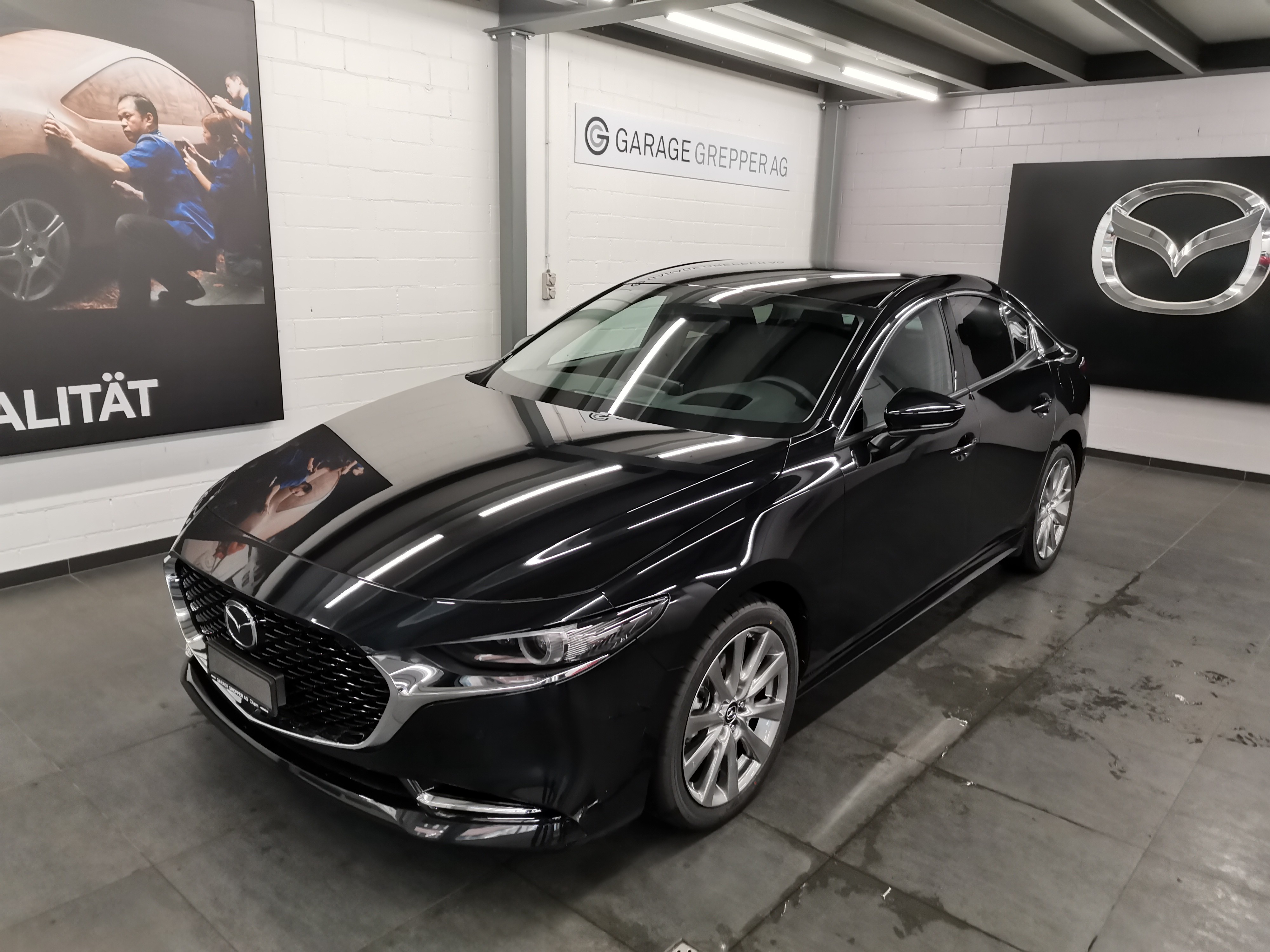 MAZDA 3 Sedan SKYACTIV-X M Hybrid 186 Exclusive Line Automat