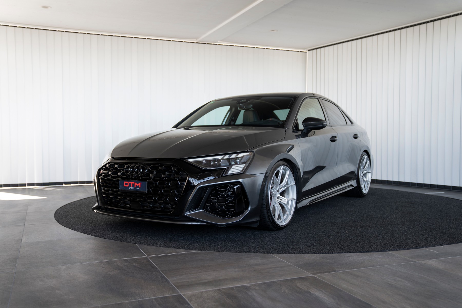 AUDI RS3 Limousine 2.5 TSI quattro S-tronic