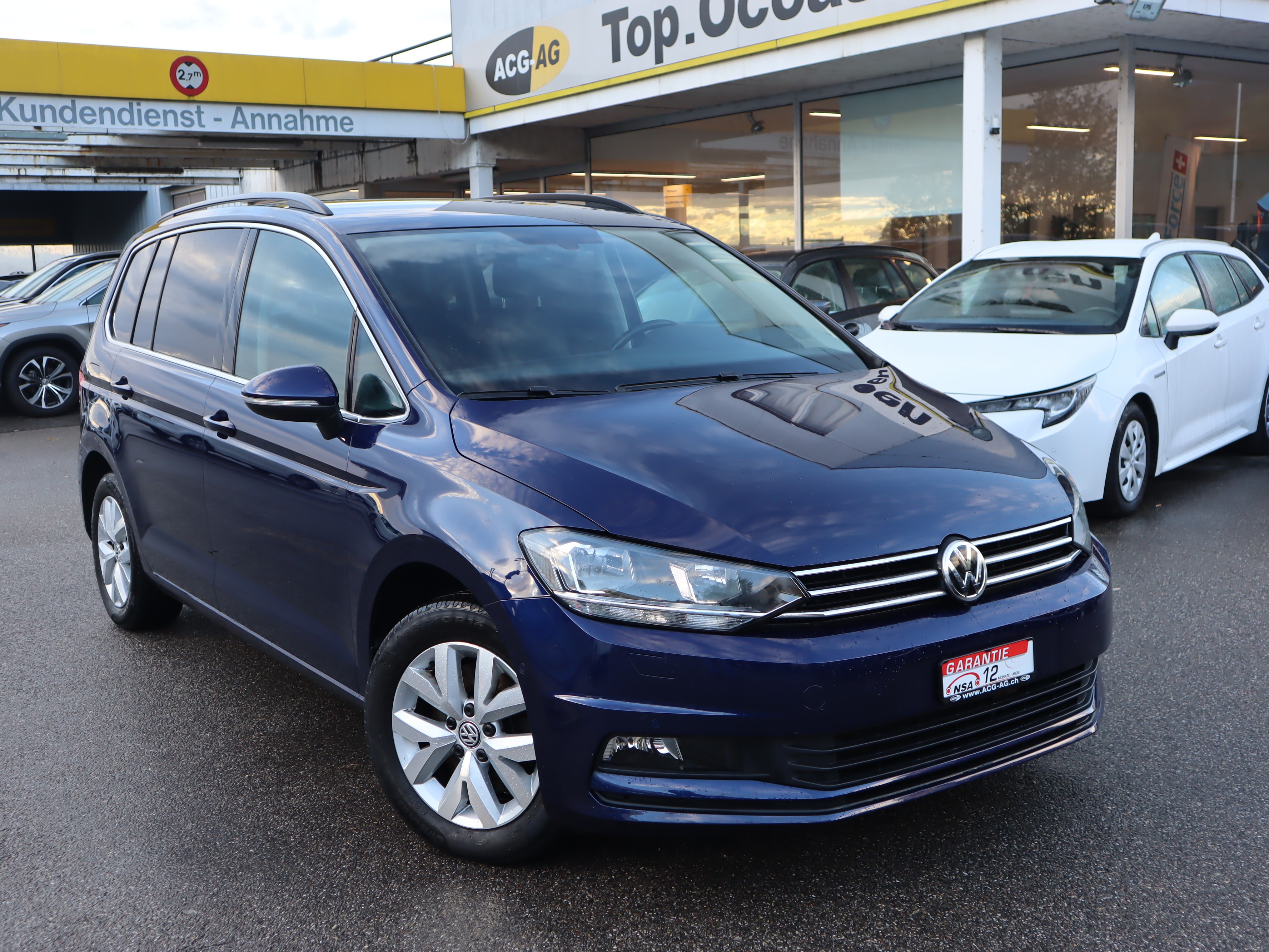 VW Touran 1.5 TSI EVO Comfortline DSG ** 7-Plätzer ** Gr-Navi mit Multimedia ** PDC V+H ** RF-Kamera ** Frisch Ab MFK & Service