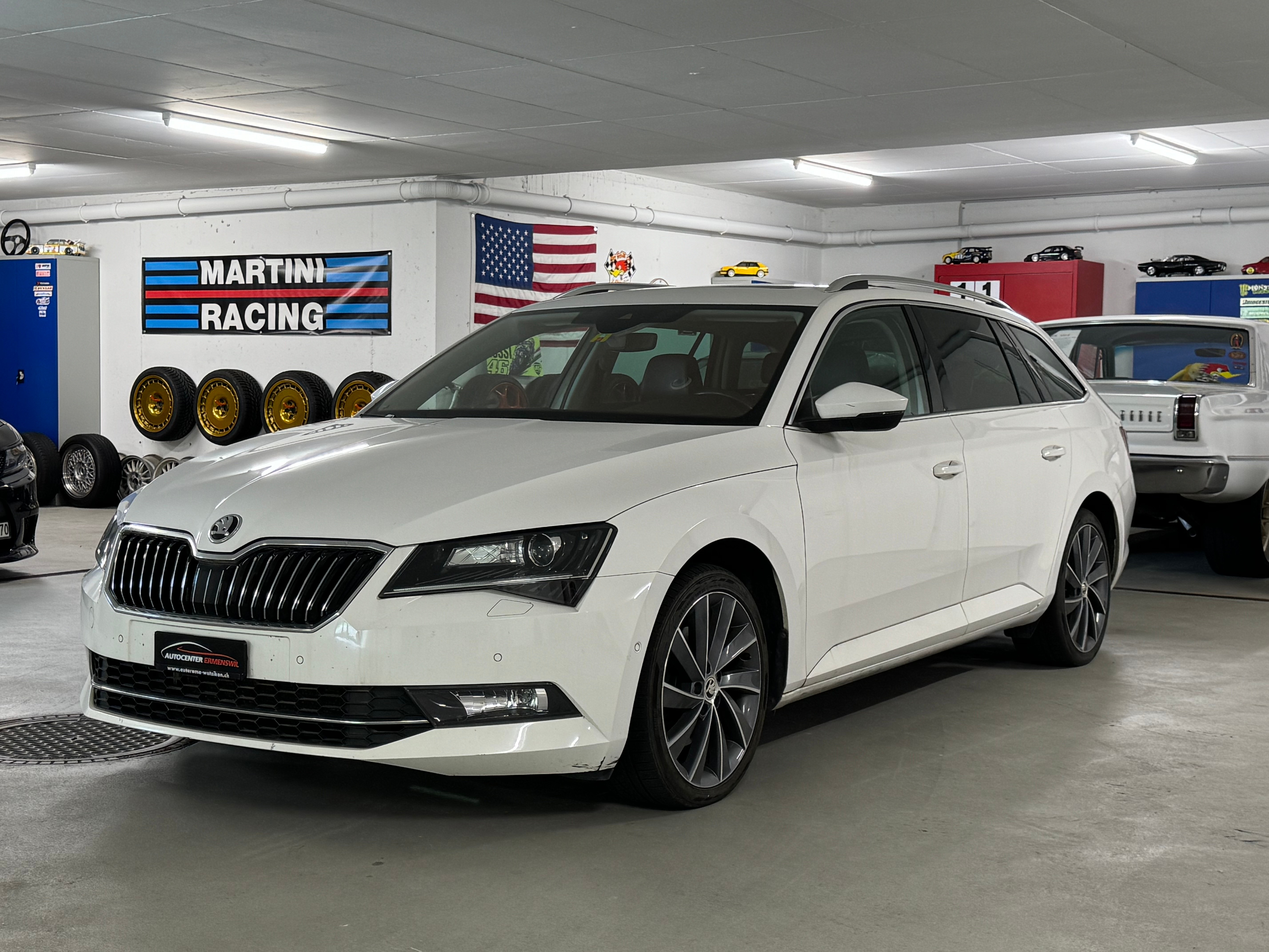 SKODA Superb Combi 2.0 TDi L&K 4x4 DSG