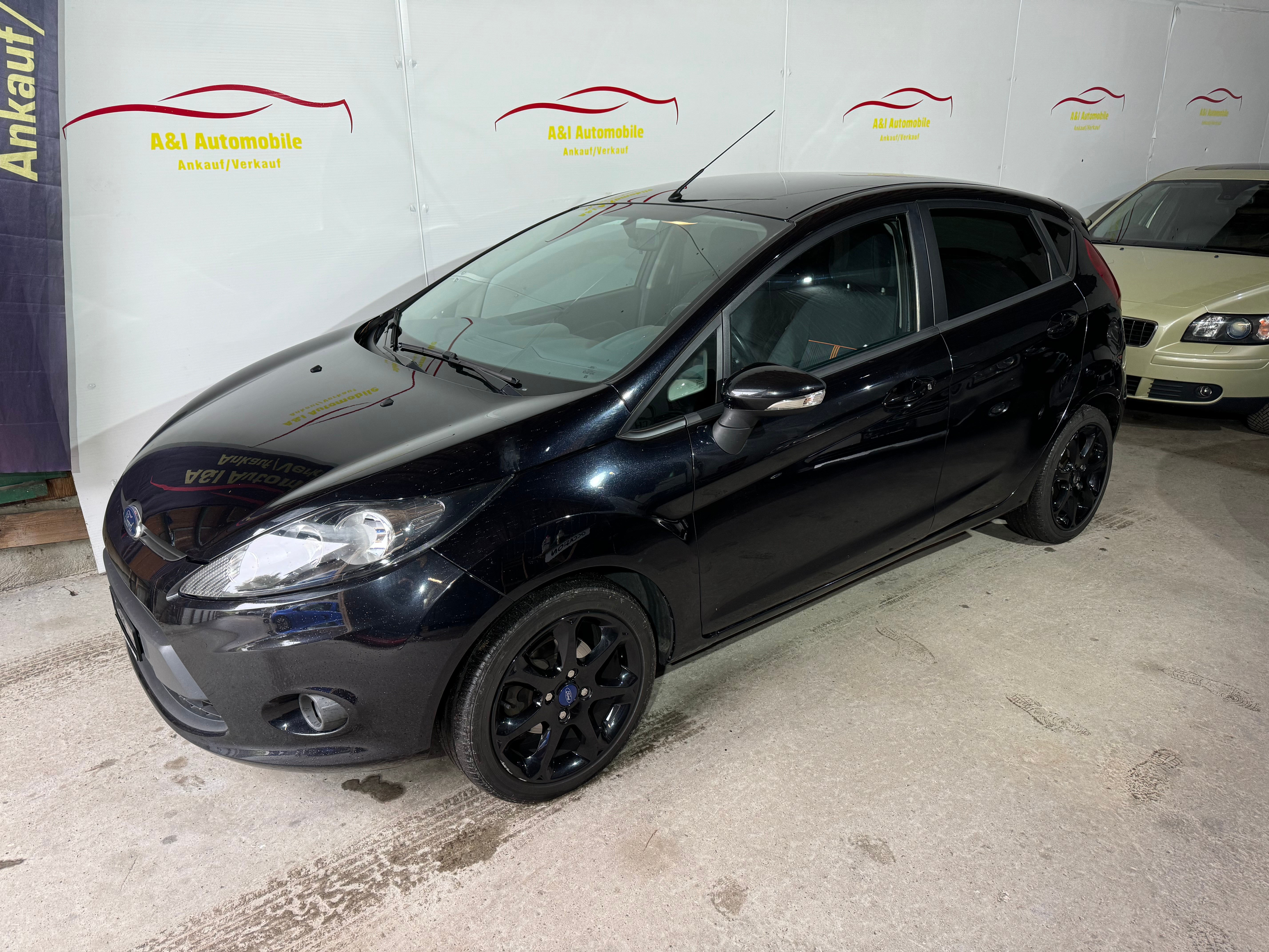 FORD Fiesta 1.4 16V Trend