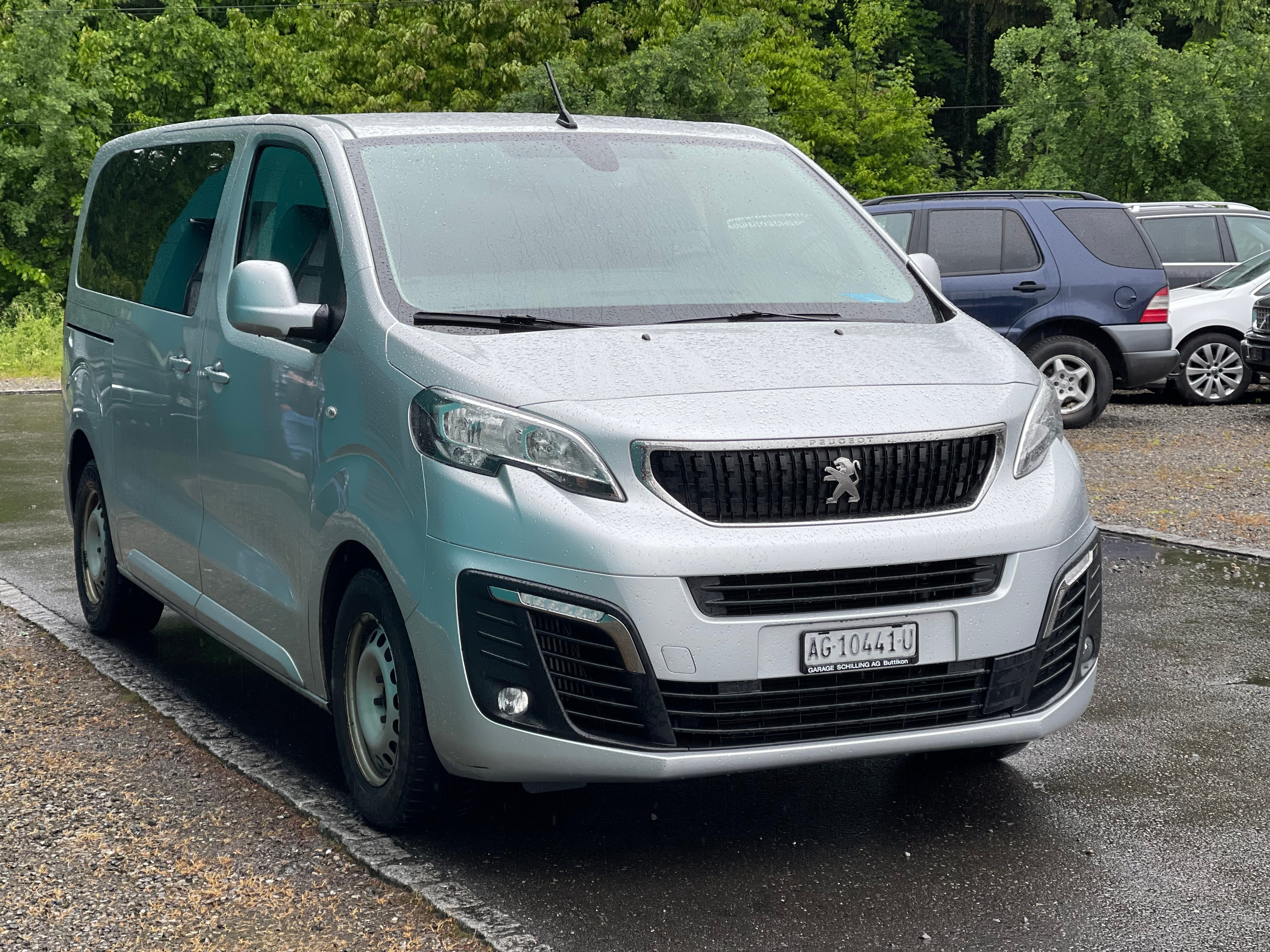 PEUGEOT Traveller 2.0 BlueHDi Allure Standard EAT