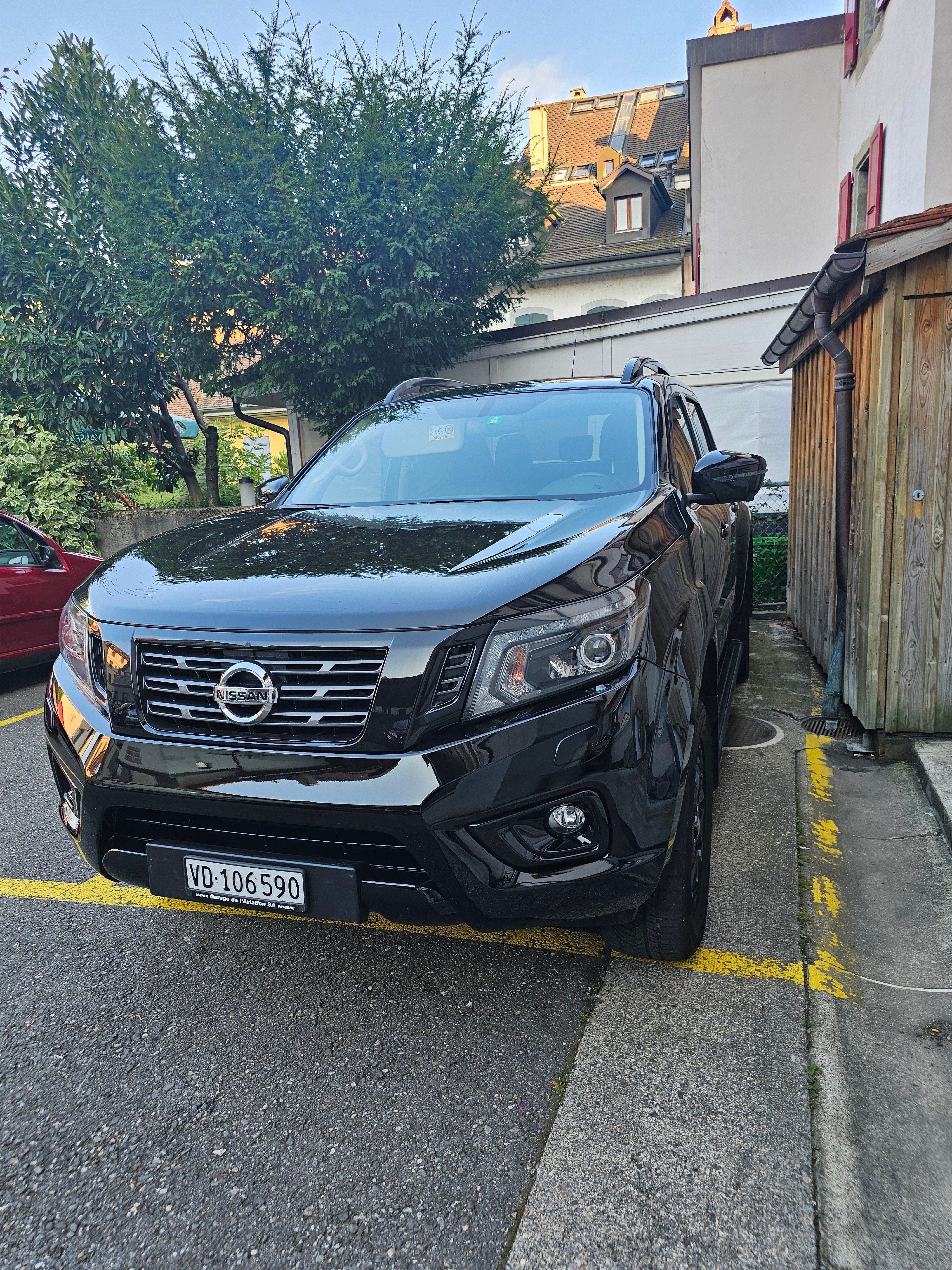 NISSAN Navara Double Cab N-Guard 2.3 dCi 4WD