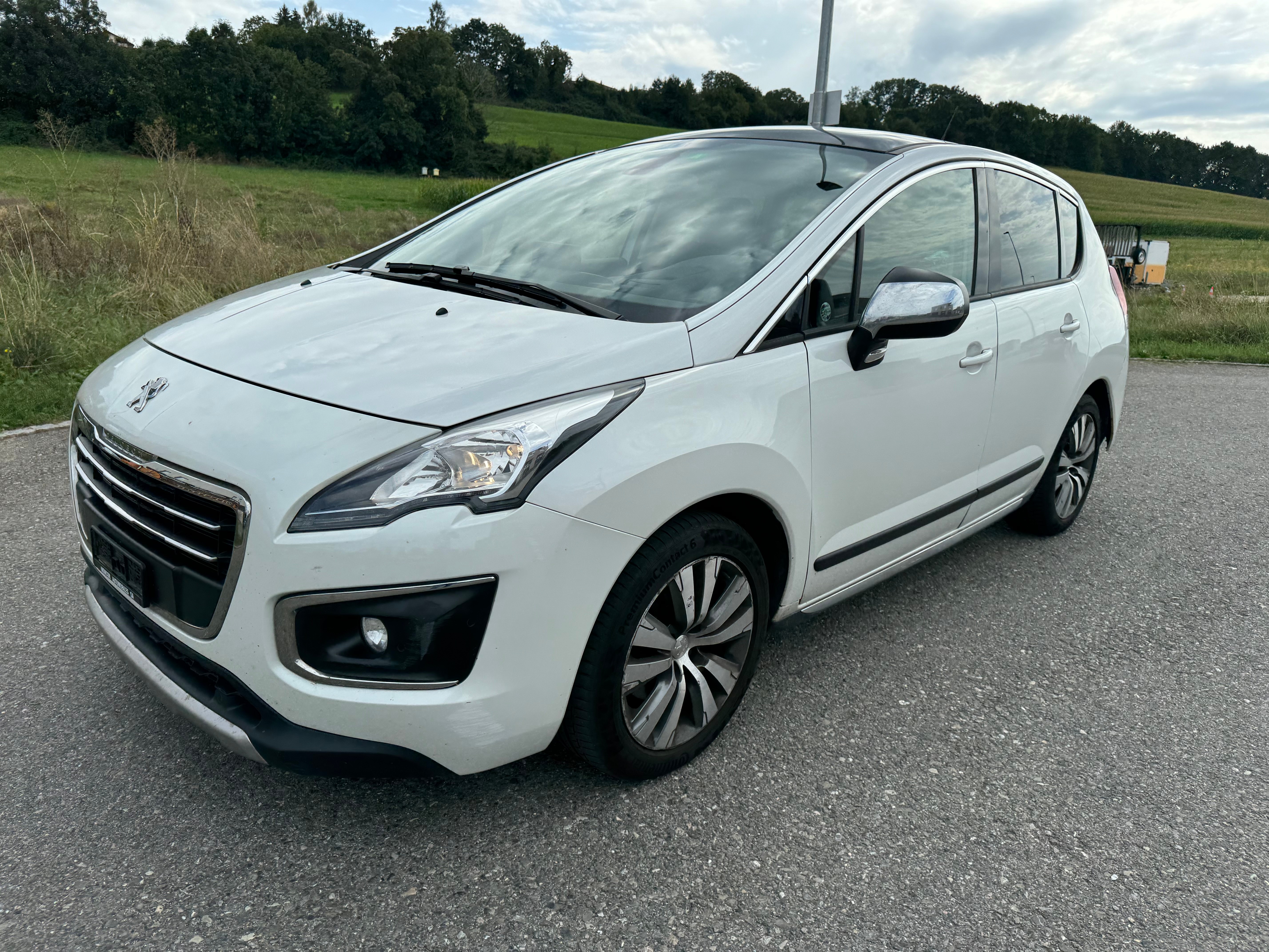 PEUGEOT 3008 2.0 HDI Allure Tiptronic