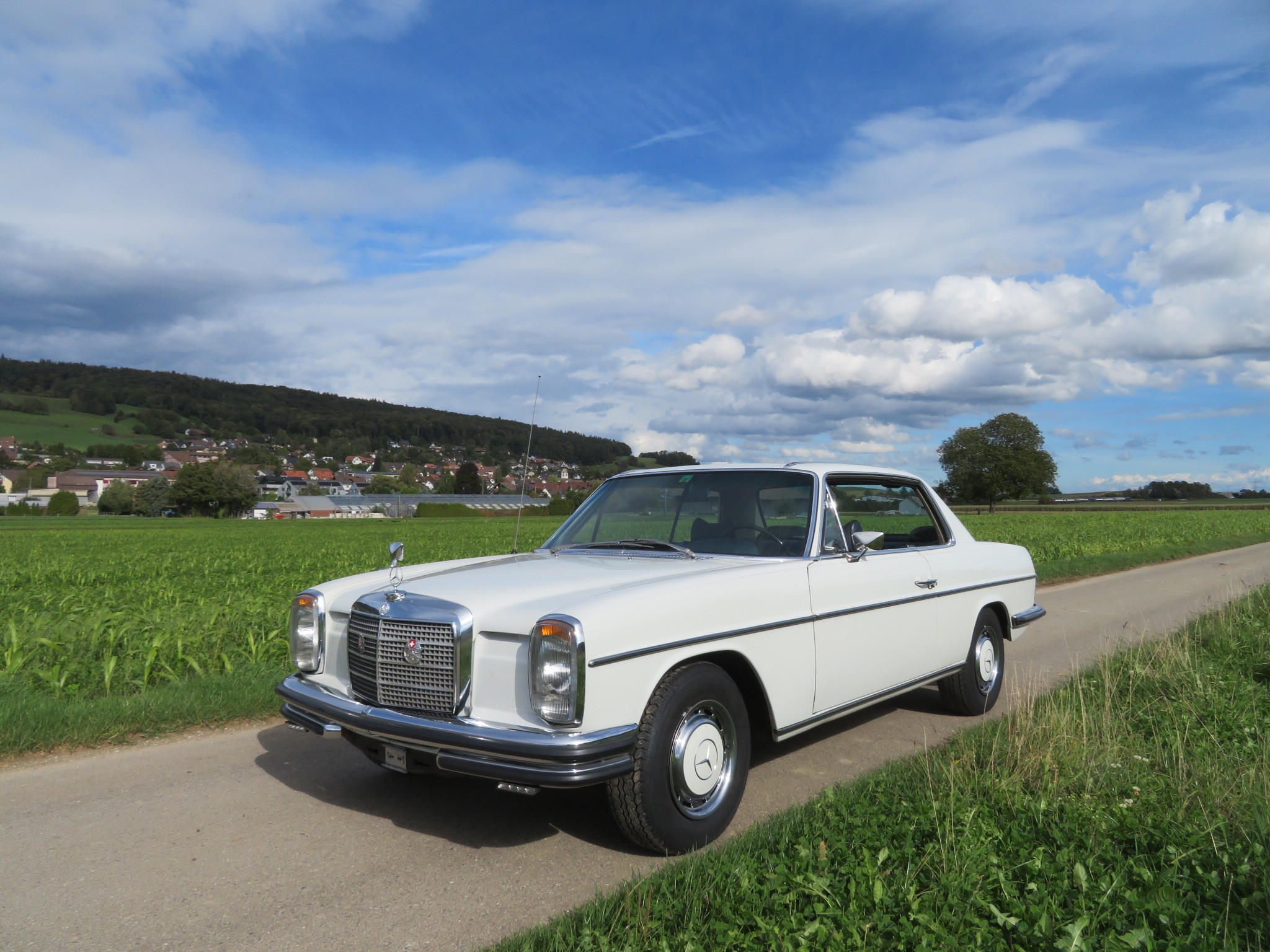 MERCEDES-BENZ 280 CE