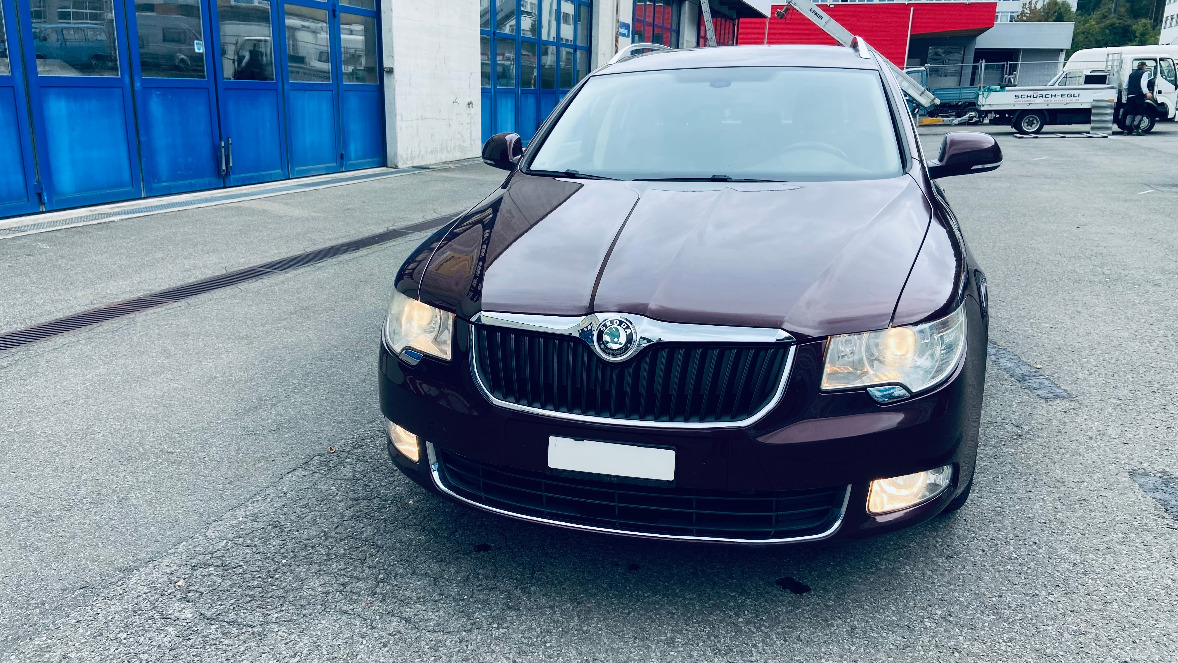 SKODA Superb Combi 2.0 TDi Comfort DSG