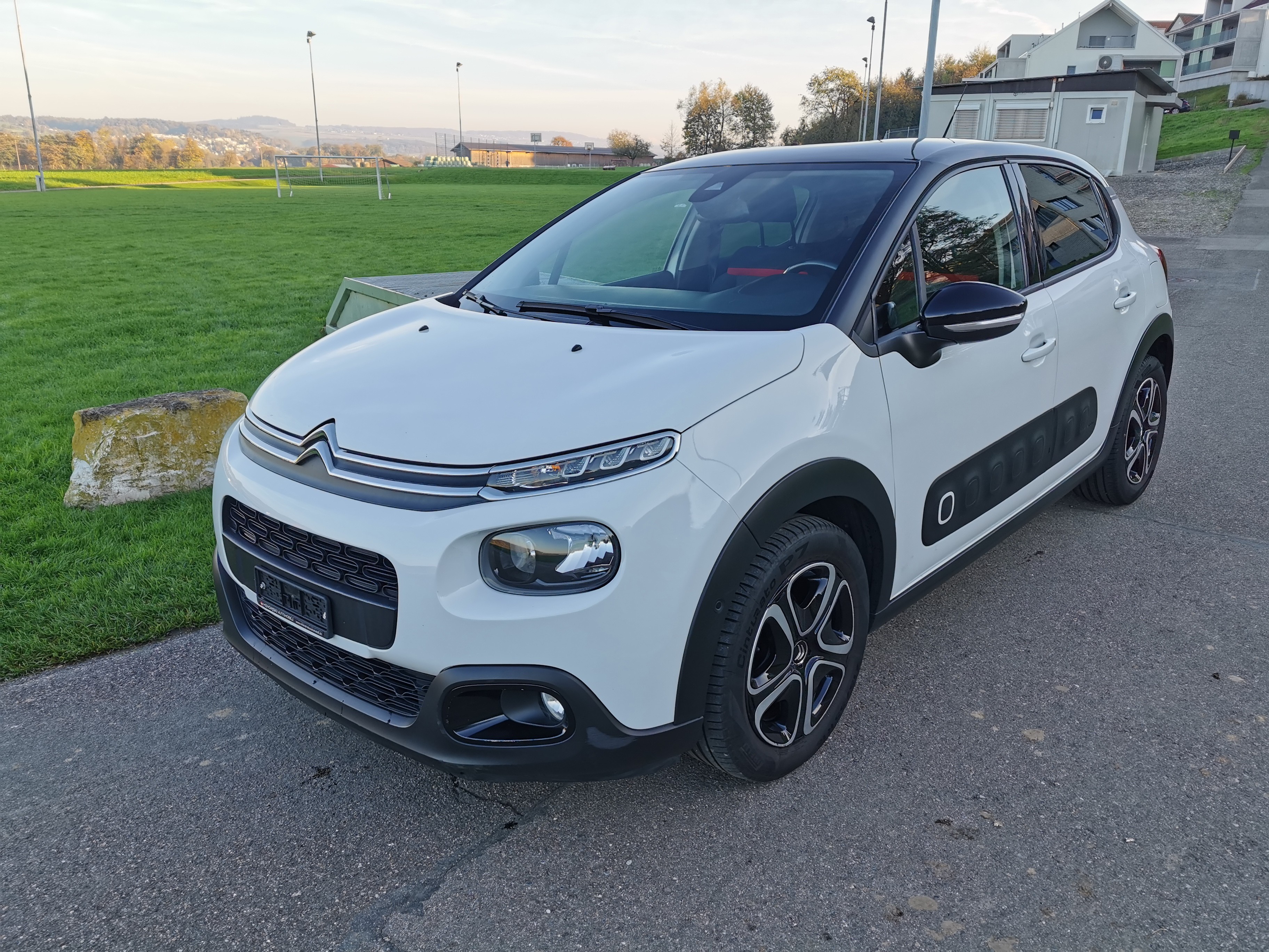 CITROEN C3 1.2i PureTech Shine EAT6