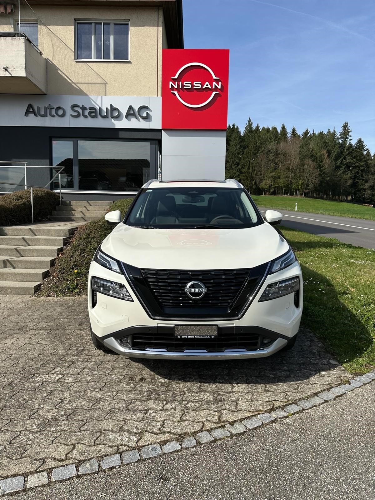 NISSAN X-Trail 1.5 VC-T Unplugged e-4