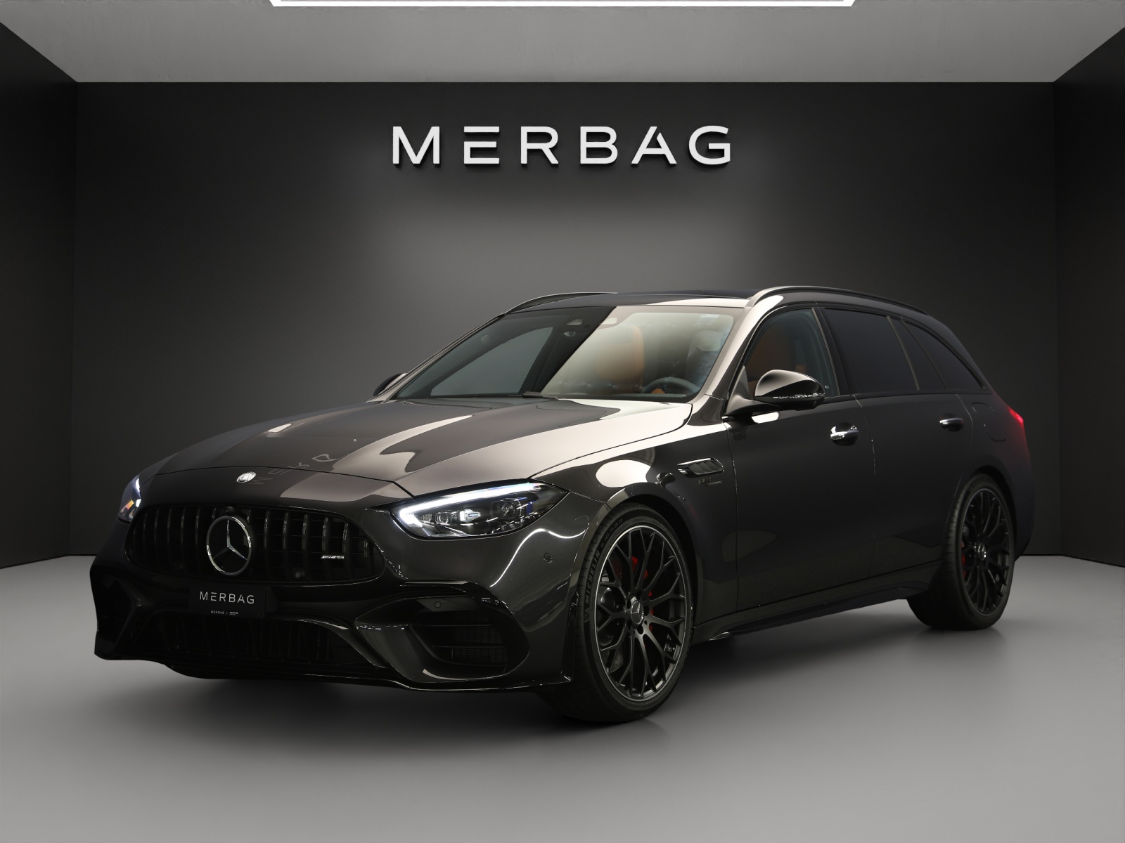 MERCEDES-BENZ C 63 S AMG T E Performance 4 Matic