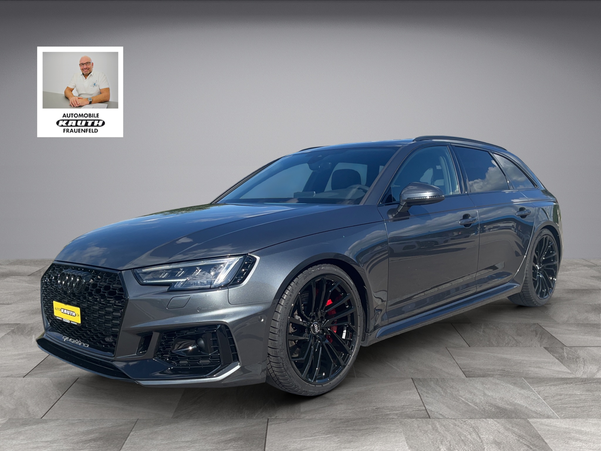 AUDI RS4 Avant 2.9 TFSI qu*Optik Schwarz*