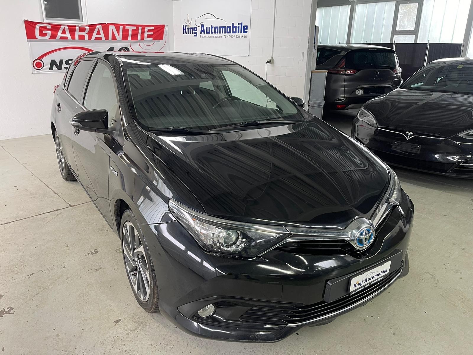 TOYOTA Auris 1.8 HSD Luna e-CVT