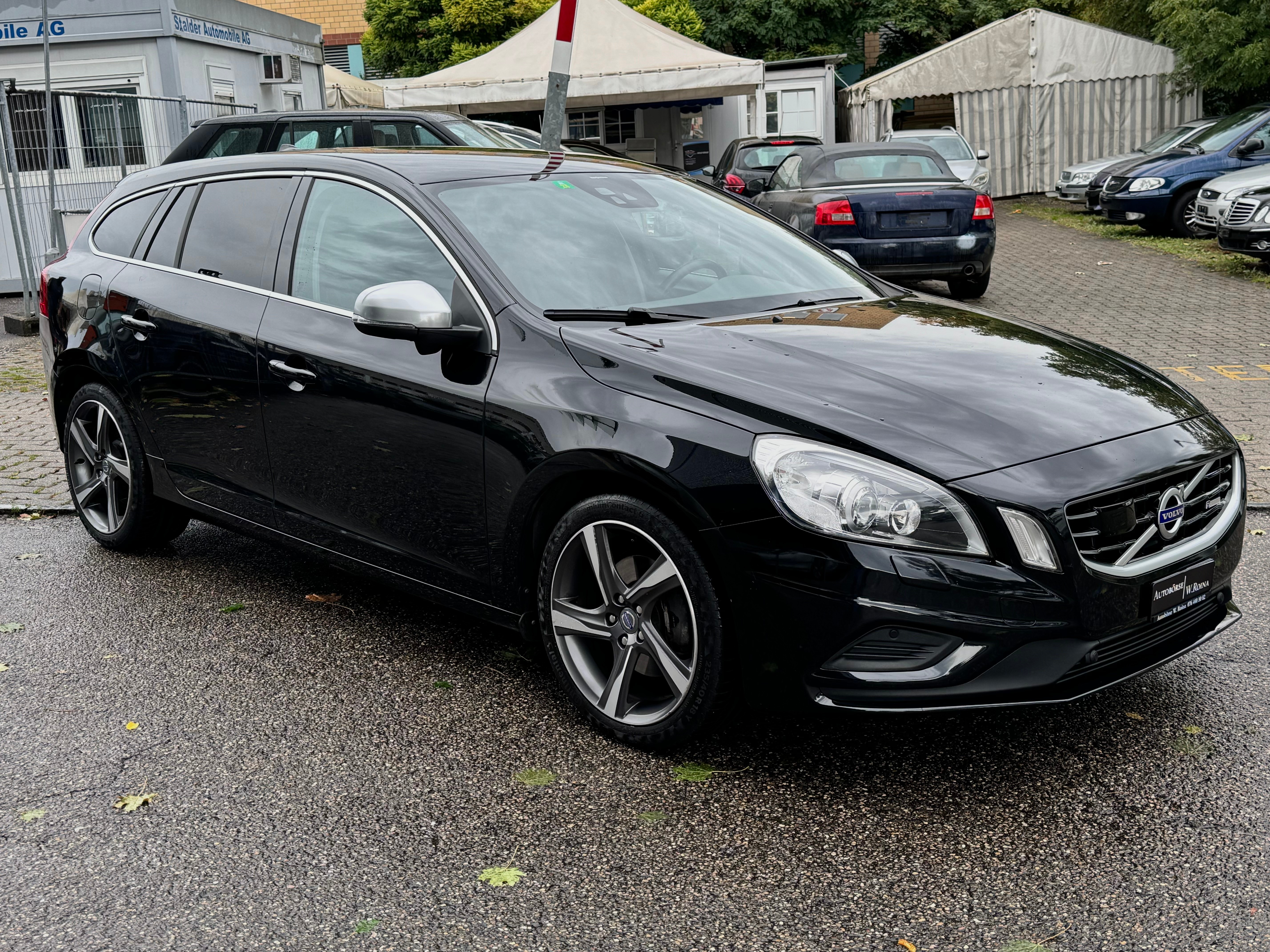 VOLVO V60 T4 R-Design