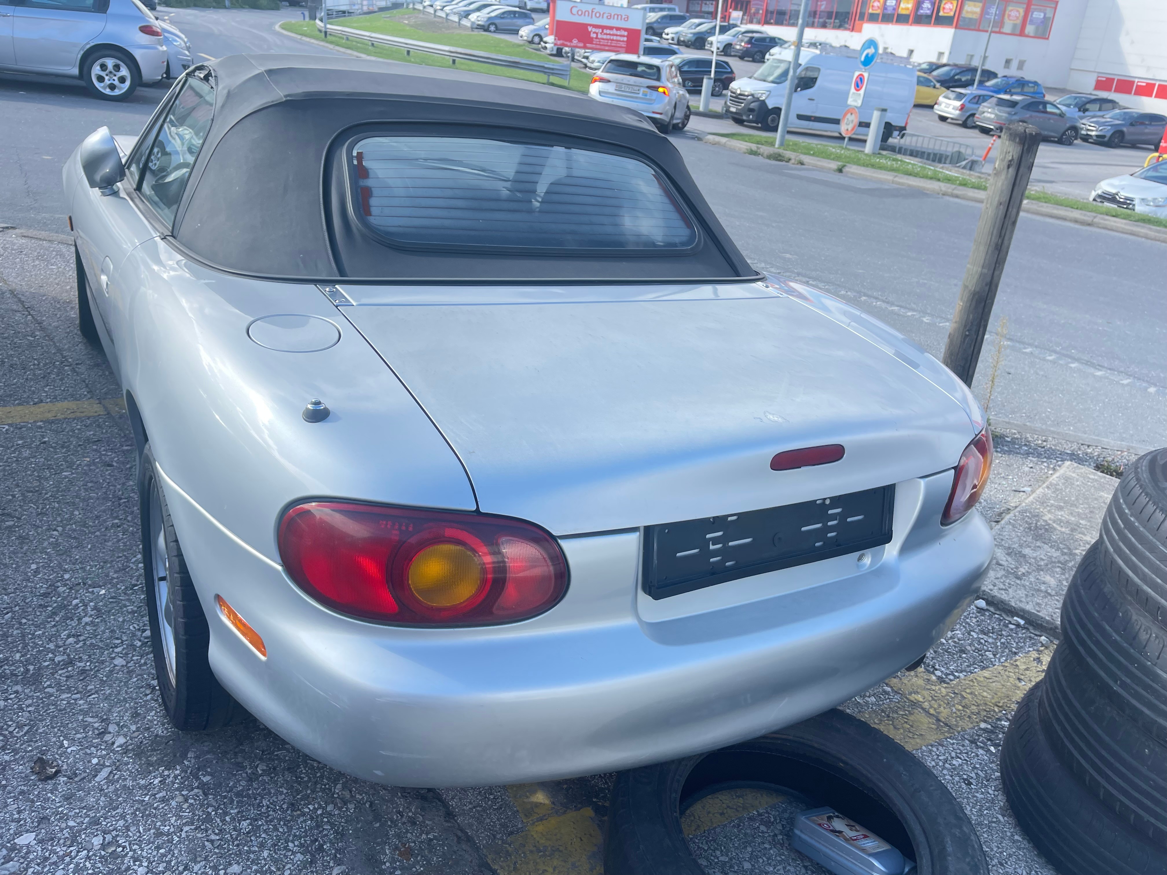 MAZDA MX-5 1.8i-16 Youngster