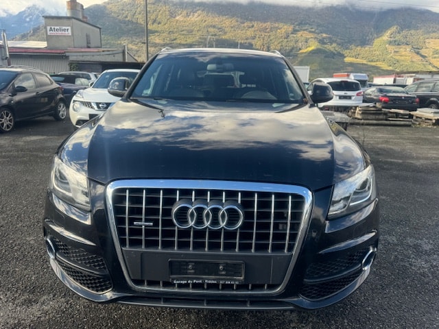 AUDI Q5 2.0 TFSI quattro S-tronic