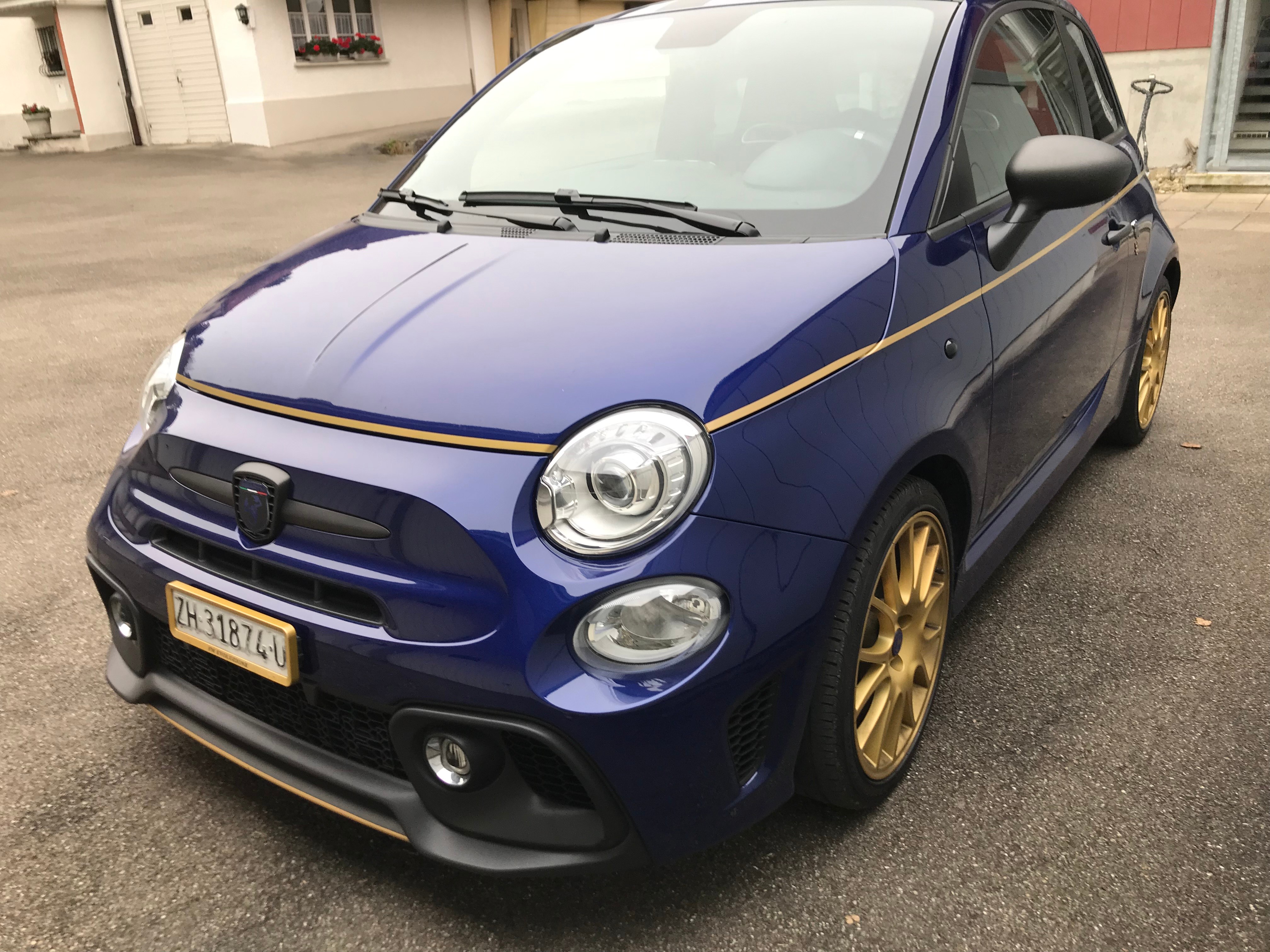 FIAT 595 1.4 16V Turbo Abarth Scorpione Oro