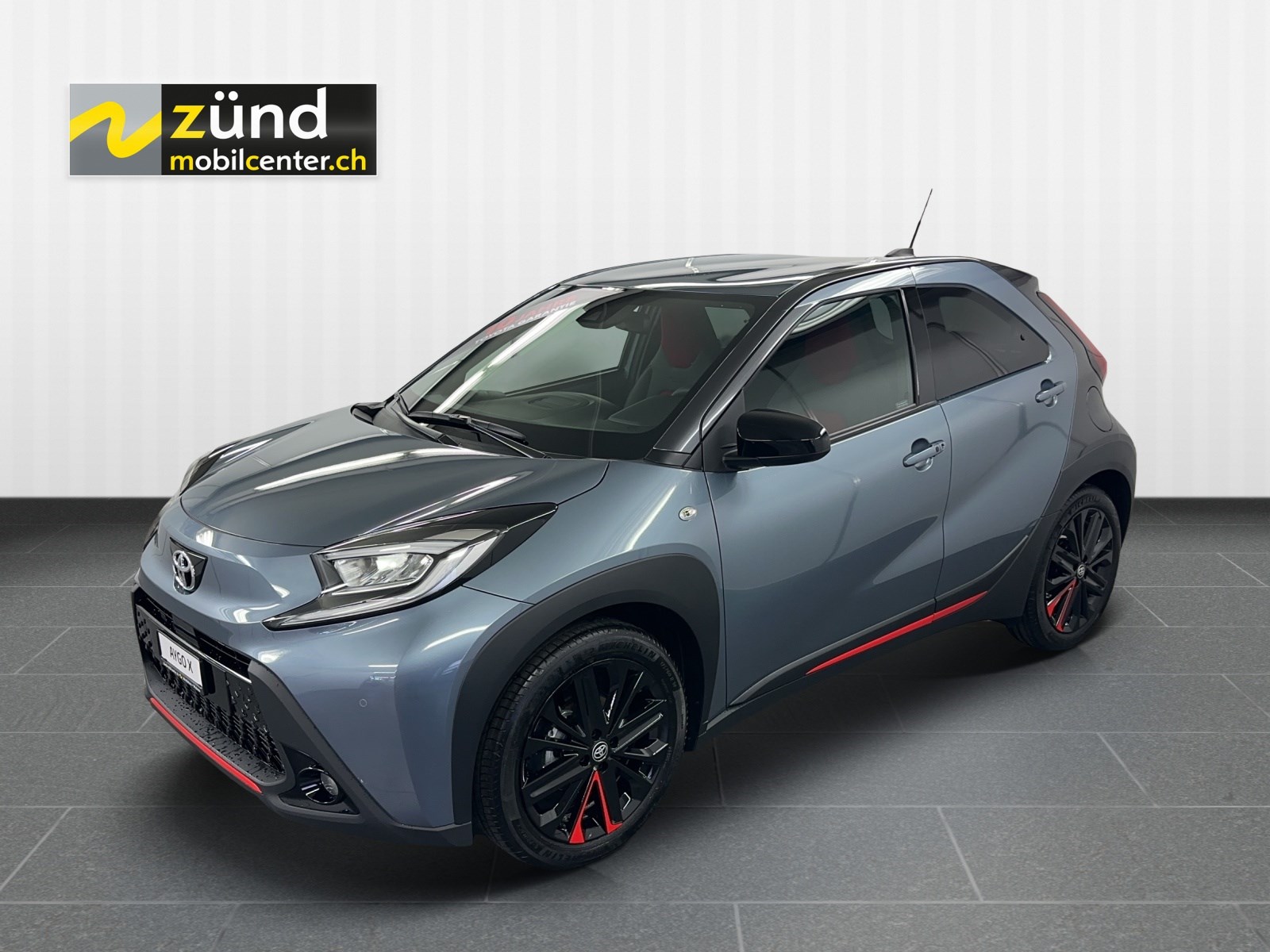 TOYOTA Aygo X 1.0 VVT-i Undercover