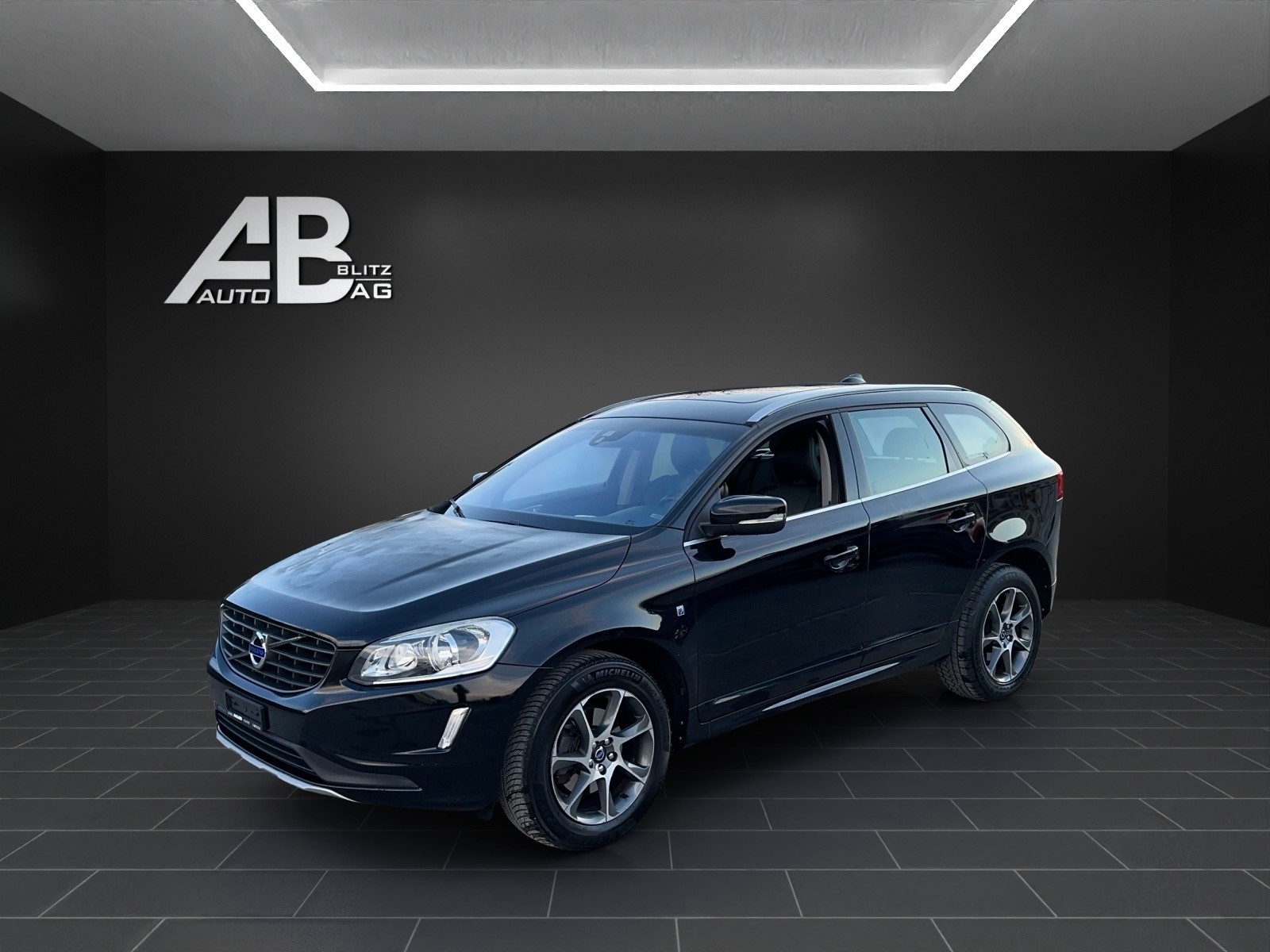 VOLVO XC60 T5 AWD OceanRace Geartronic