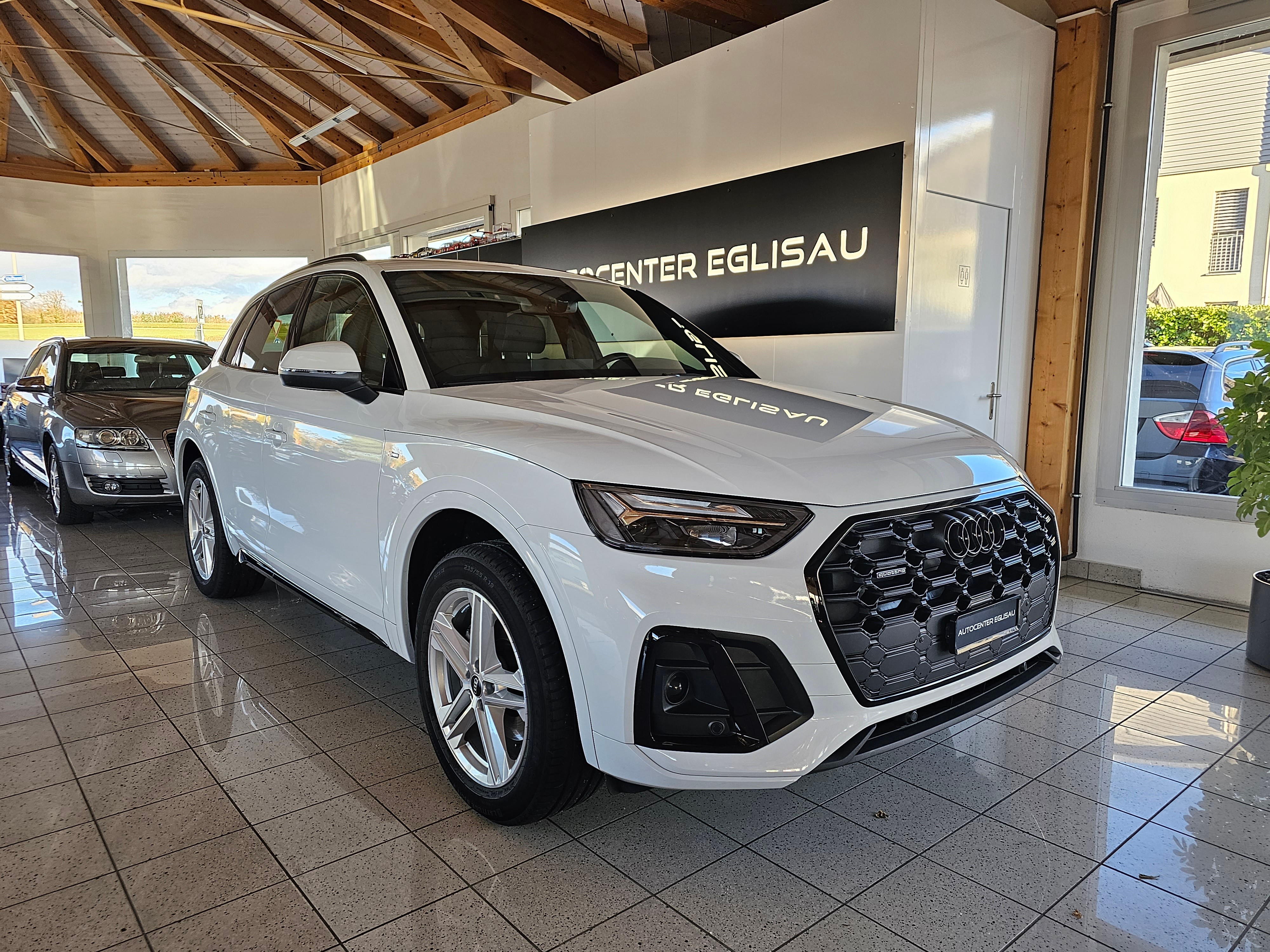 AUDI Q5 40 TFSI S line quattro S-tronic