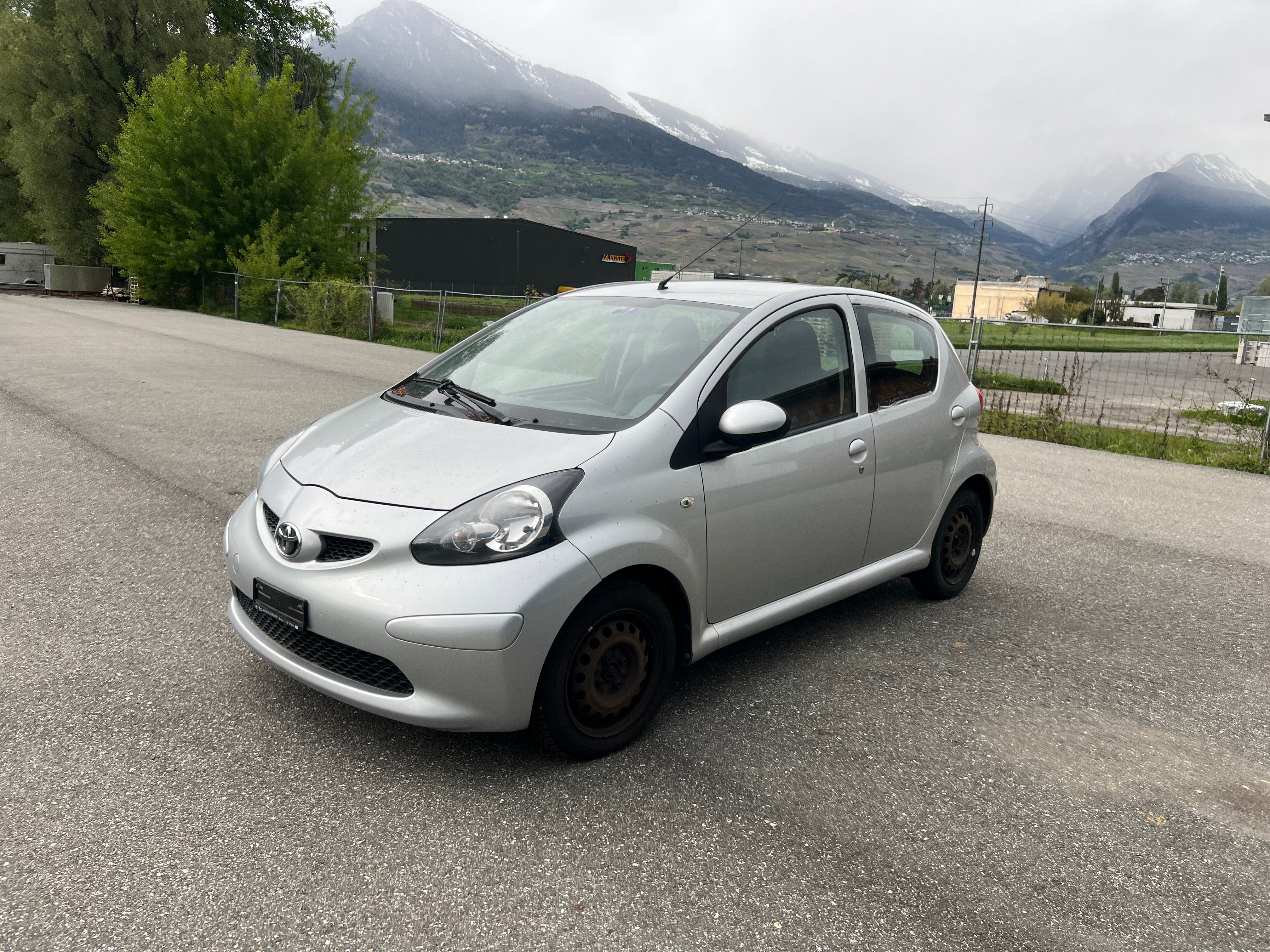 TOYOTA Aygo 1.0 Linea Luna Cool