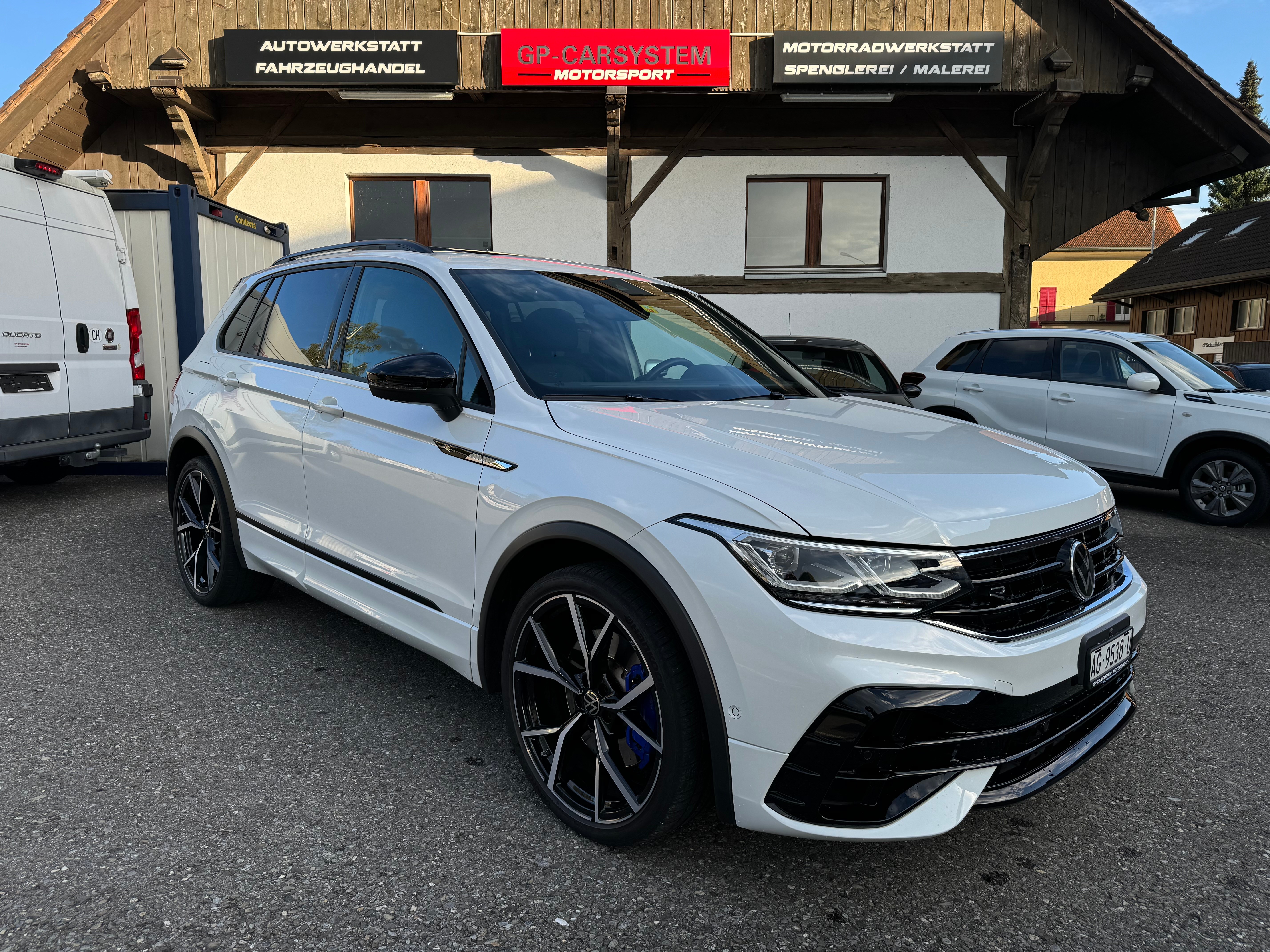 VW Tiguan 2.0TSI R 4Motion DSG Black Style