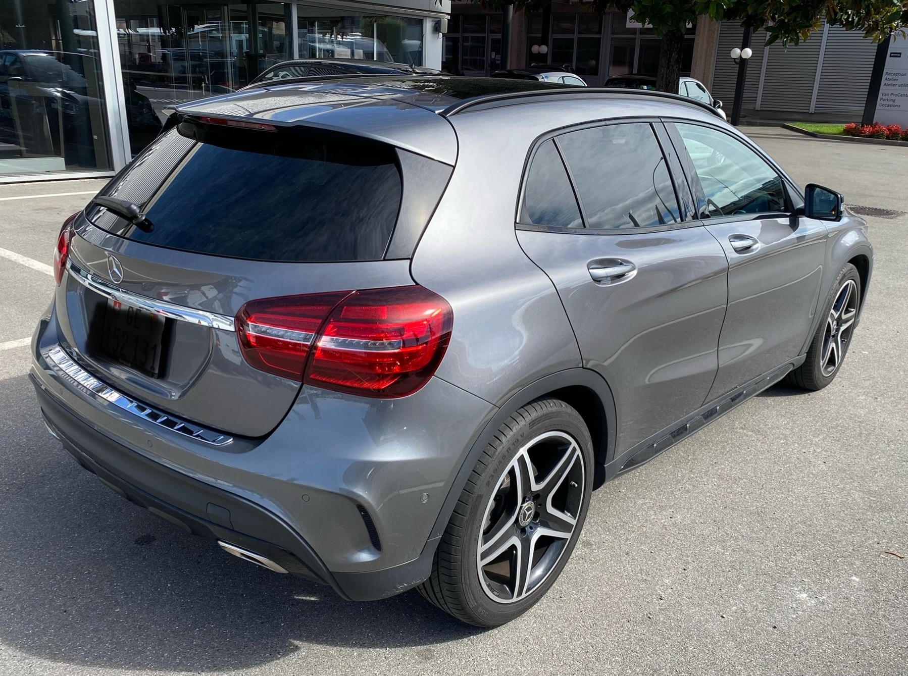 MERCEDES-BENZ GLA 250 AMG Line 4Matic 7G-DCT