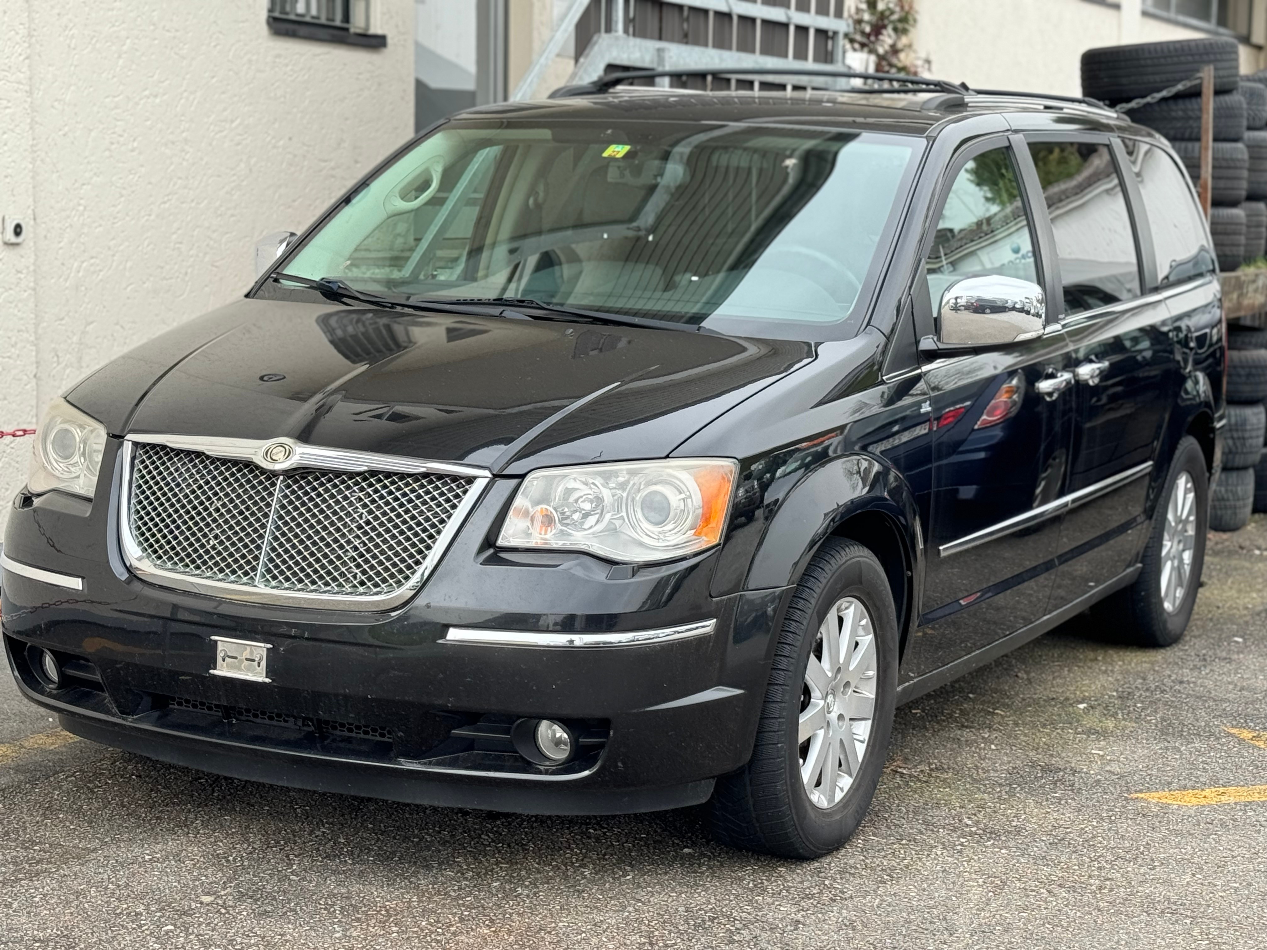 CHRYSLER Grand Voyager 3.8 Limited Automatic