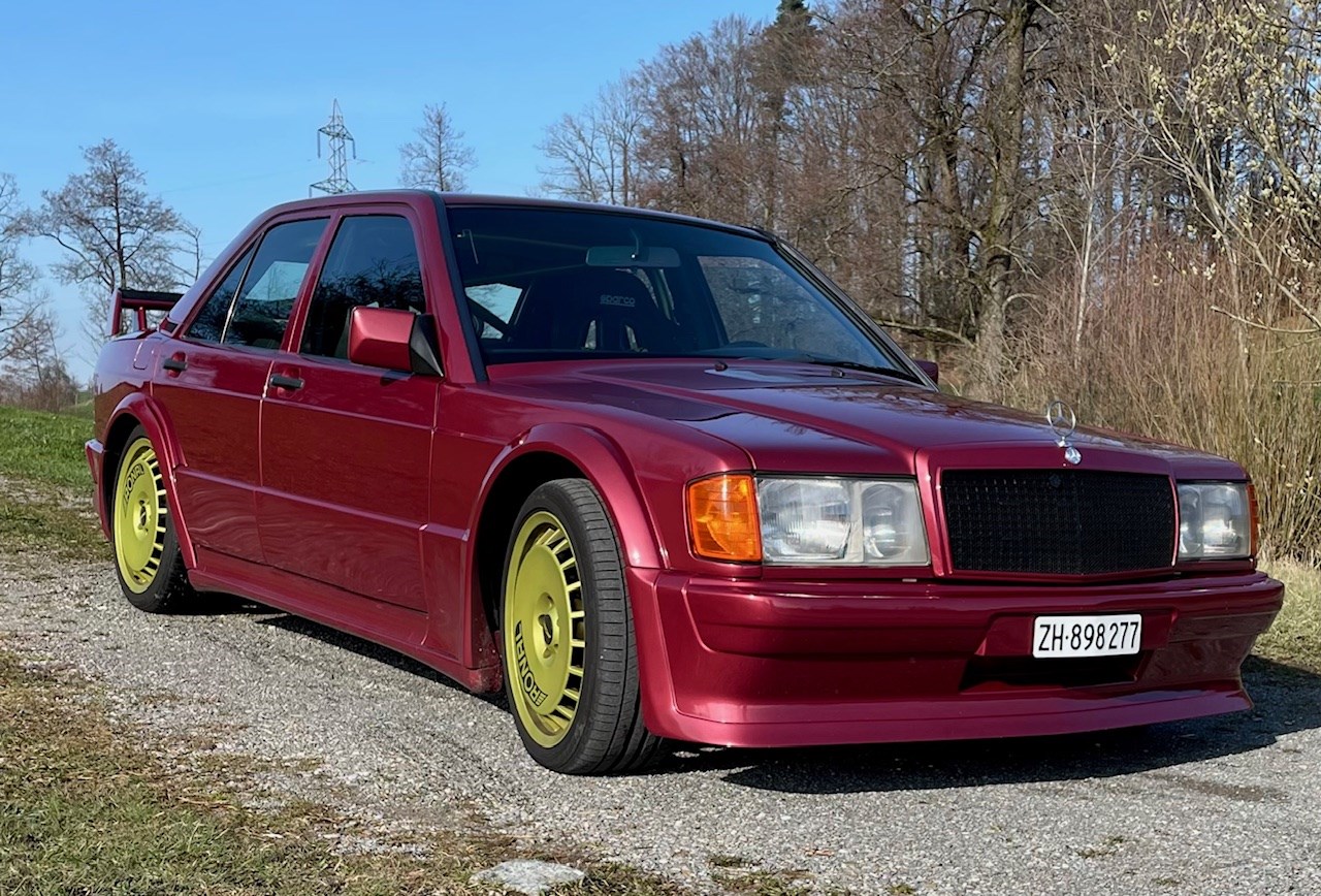 MERCEDES-BENZ 190 E2.6