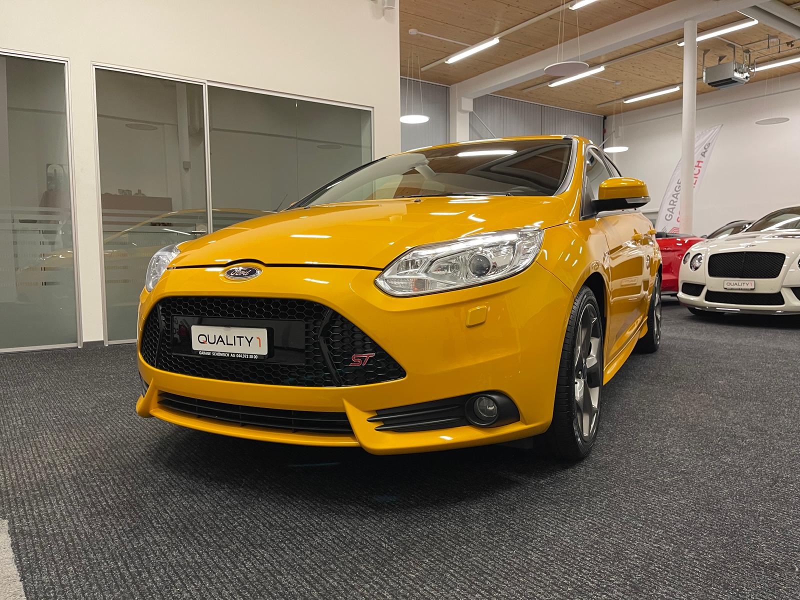 FORD Focus 2.0 SCTi ST-1