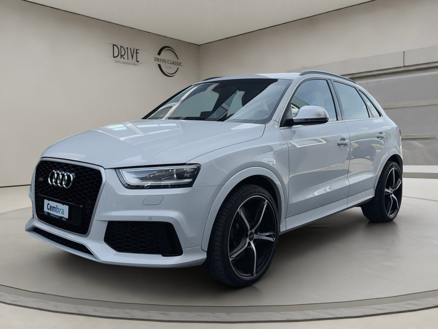 AUDI RS Q3 2.5 TFSI quattro S-tronic